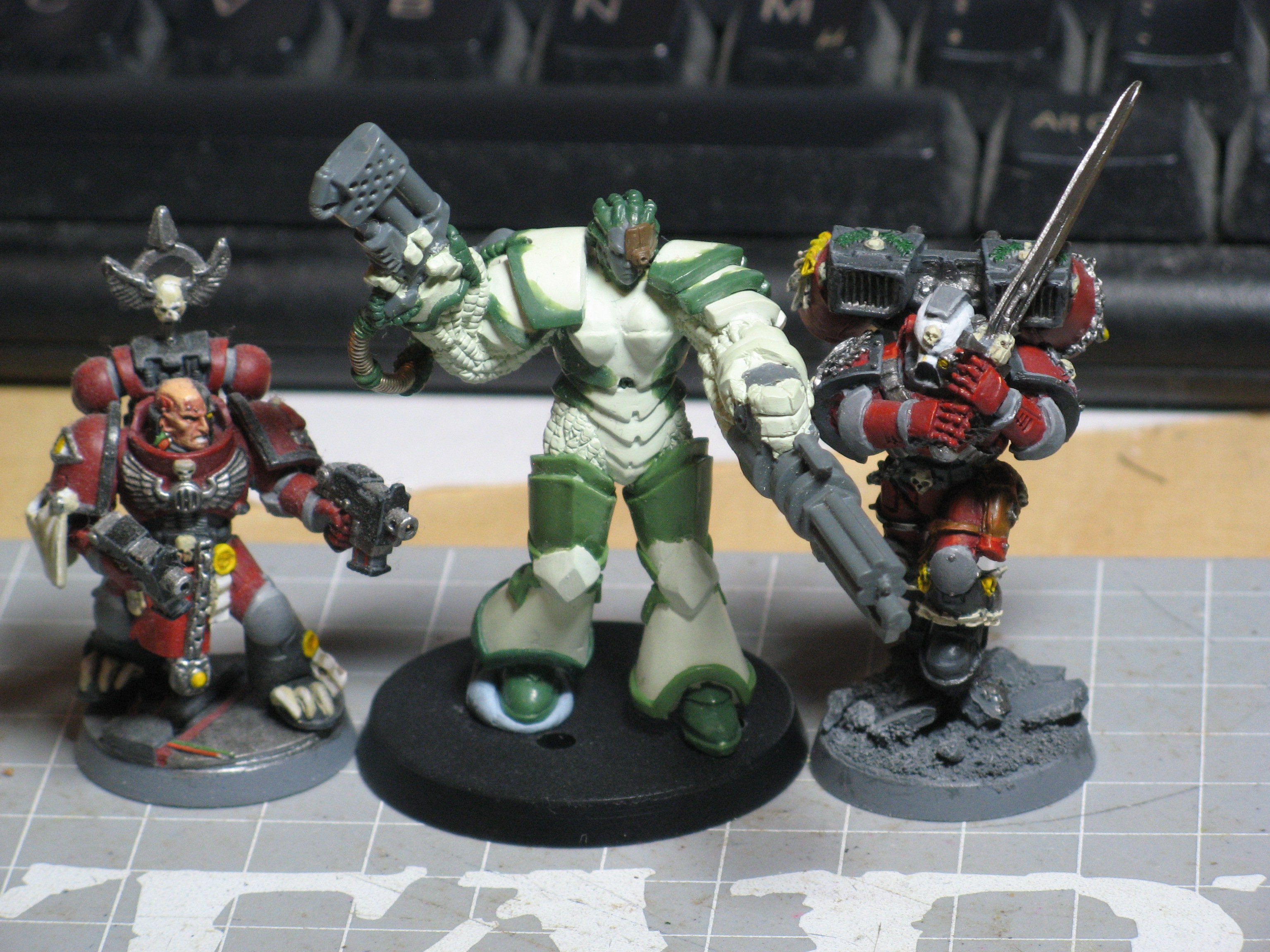Chaos Space Marines, size comparison