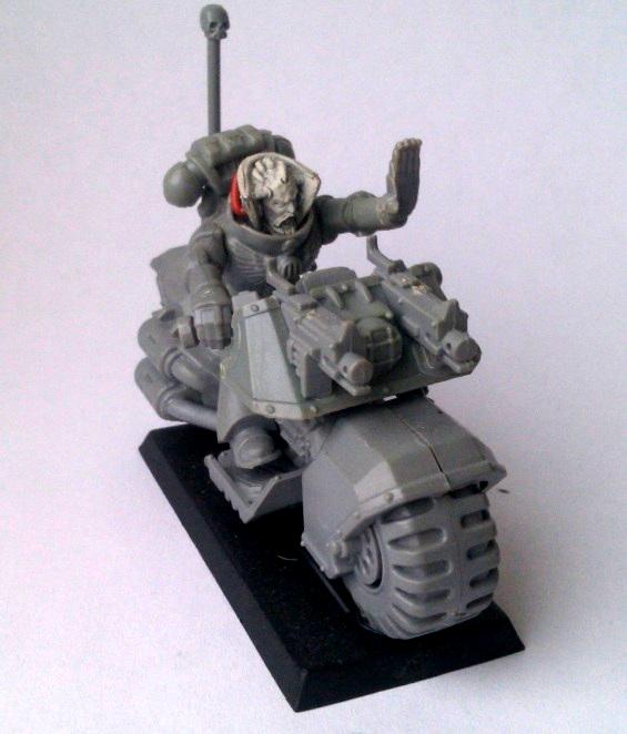 Bike, Dark Angels, Librarian