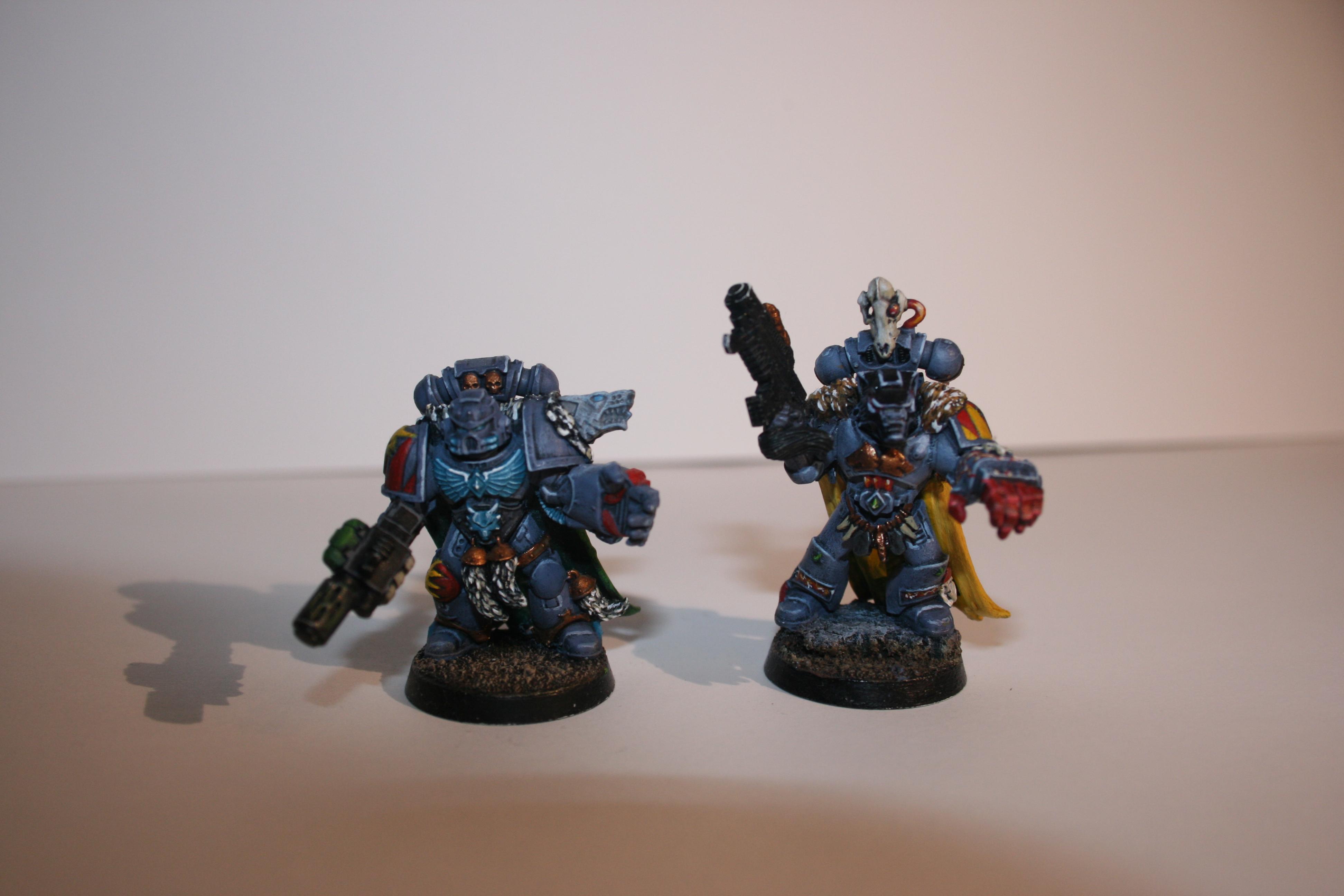 2 wolf guard w. combi weapons and a pwn fist 