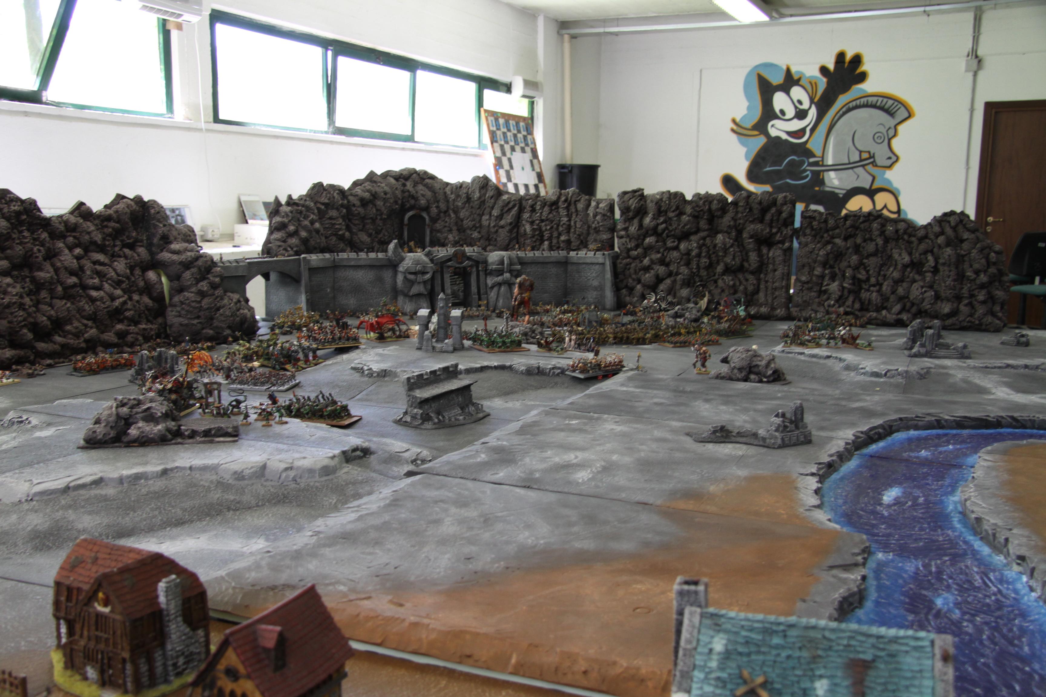 Castle, Dwarves, Empire, Epic Battle, River, Vampire, Warhammer Fantasy, Zhufbar