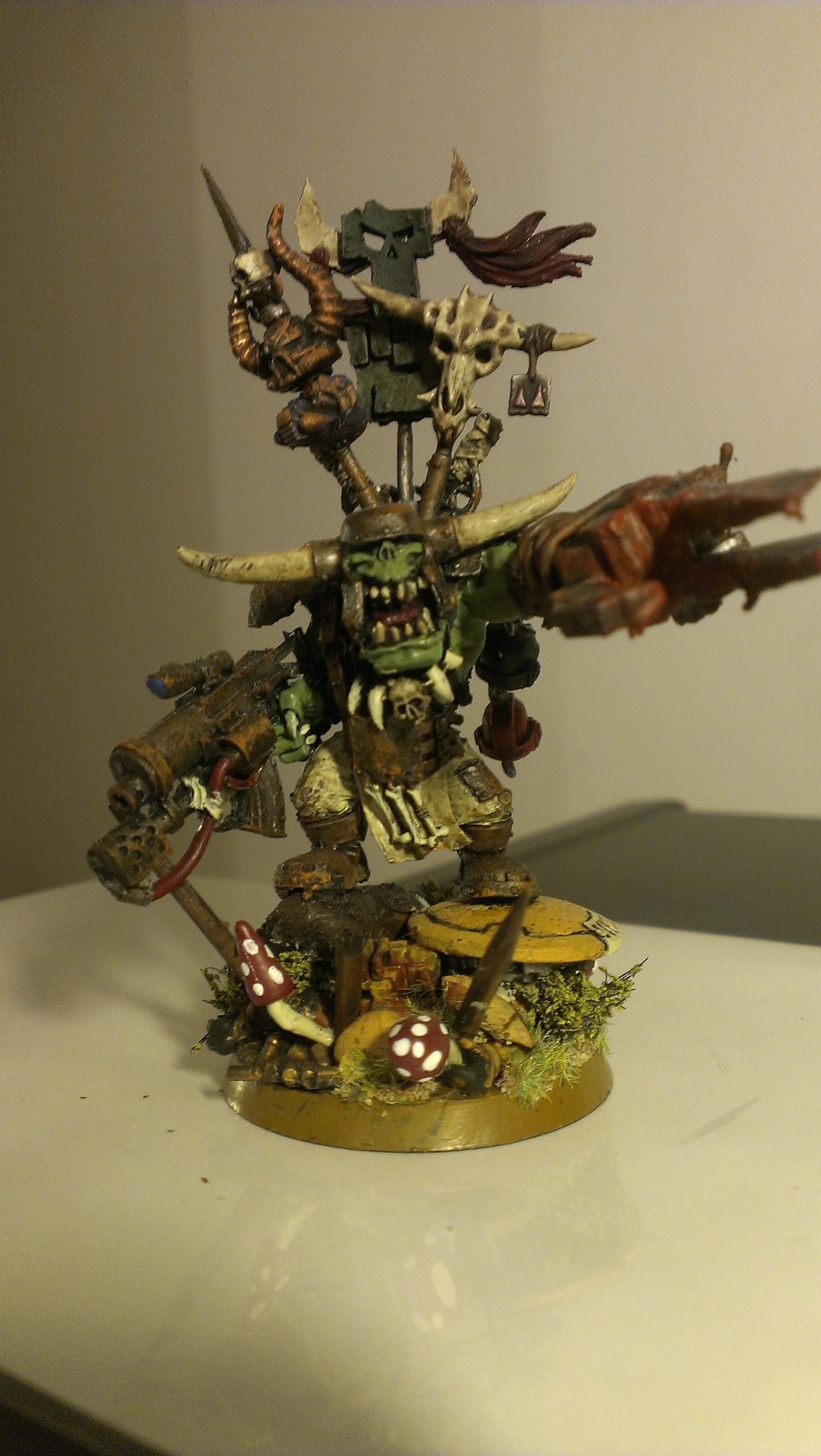 warboss with kustem made powerklaw
