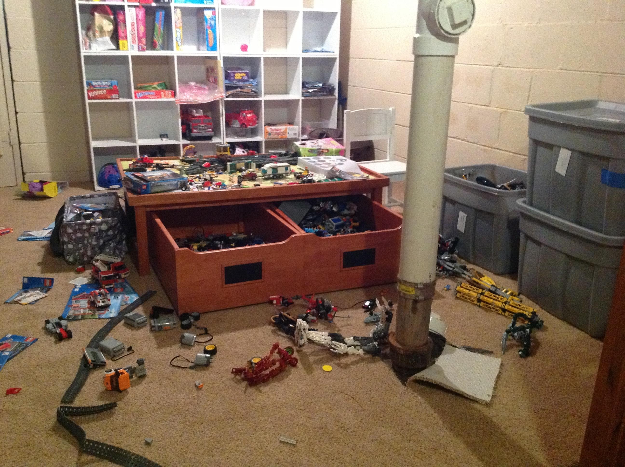 Lego explosion