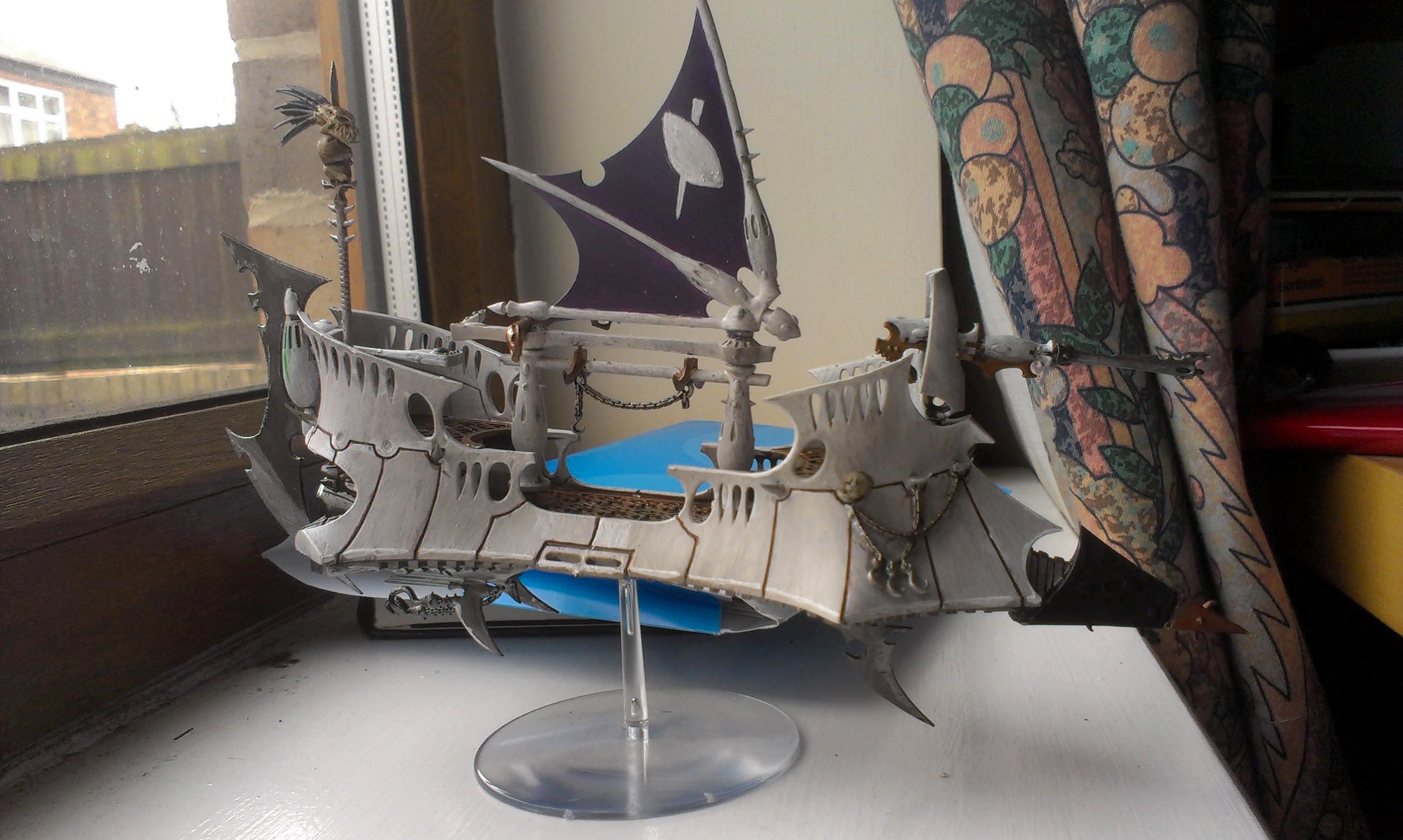 Dark Eldar, Raider right