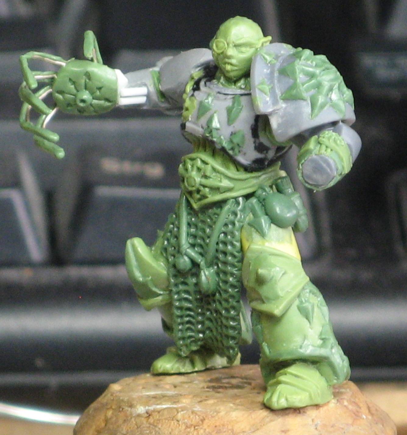 Chaos Space Marines, Conversion, Female, Huron Blackheart, Scratch Build, Work In Progress