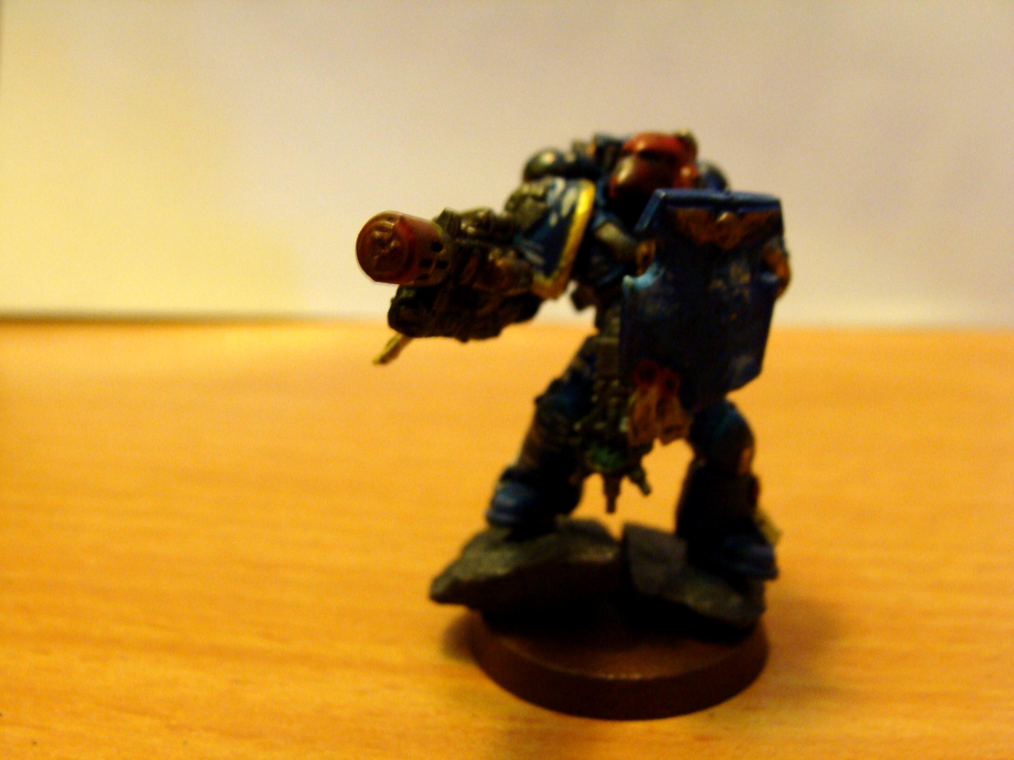 meltagun vet sarge (with stormsheild)