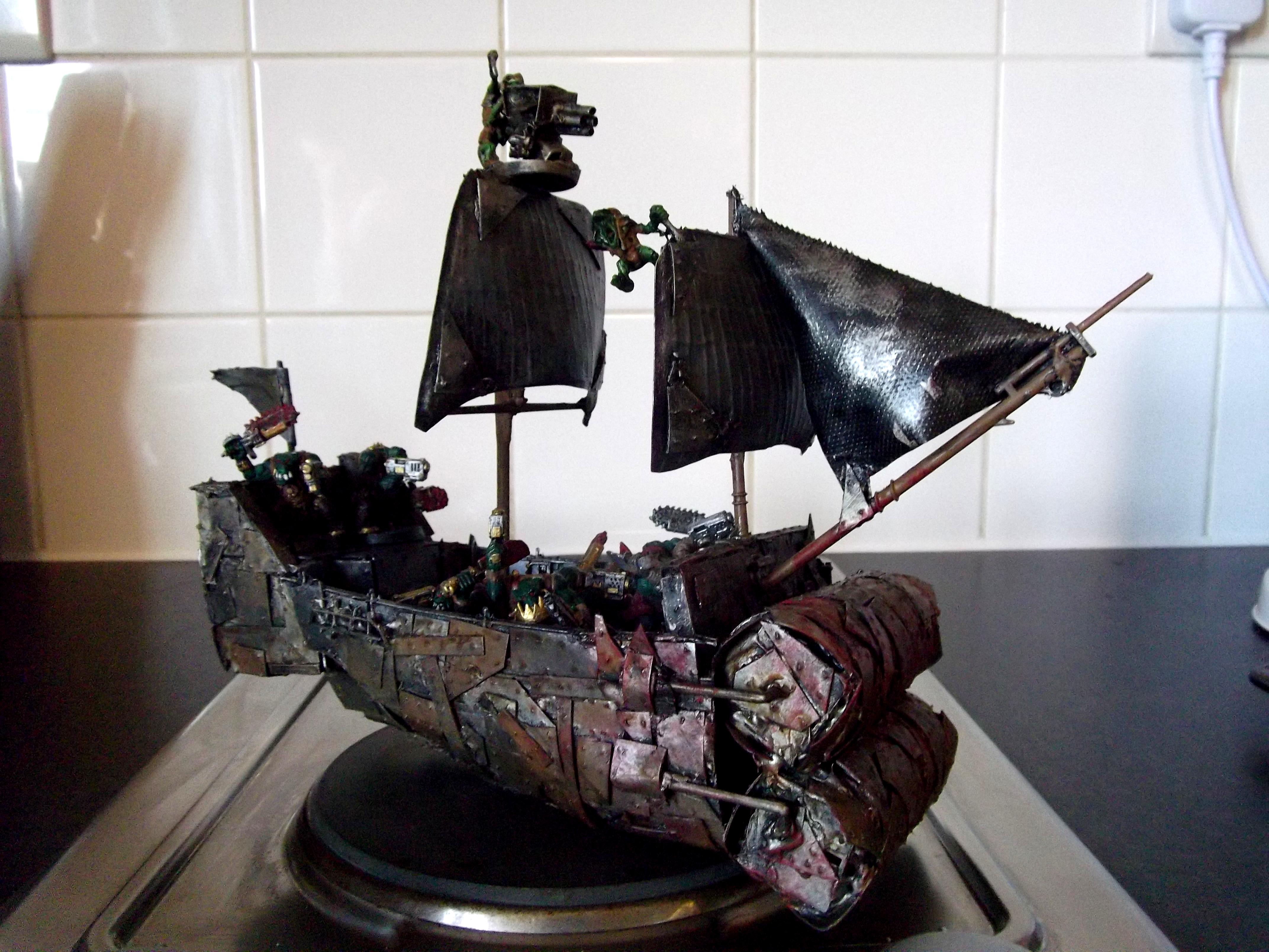 Battlewagon, Conversion, Deffrolla, Freebooter, Looted, Orks, Pirate, Scratch Build, Ship, Wagon