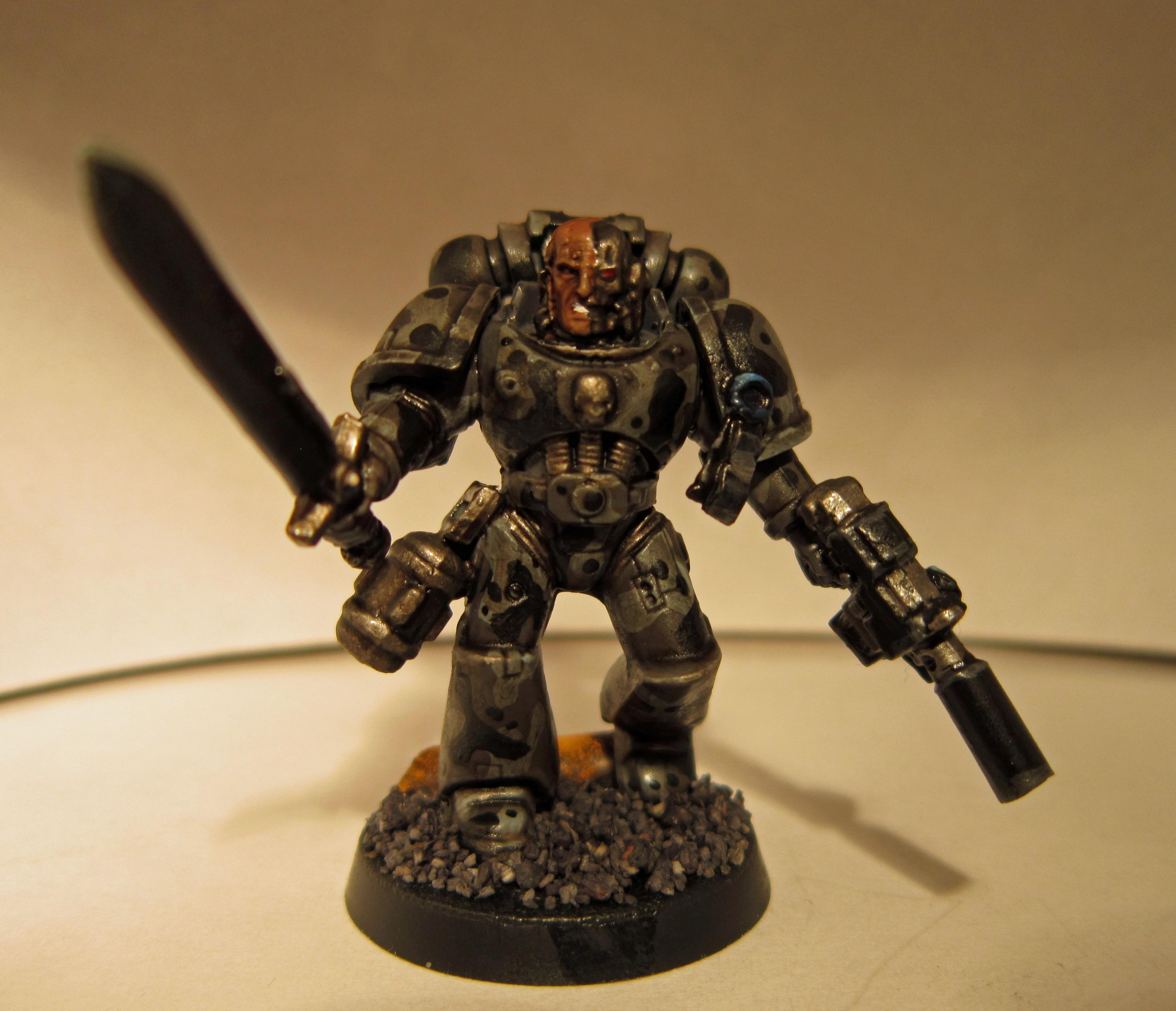 Bolt Pistol, Camouflage, Power Sword, Space Marines