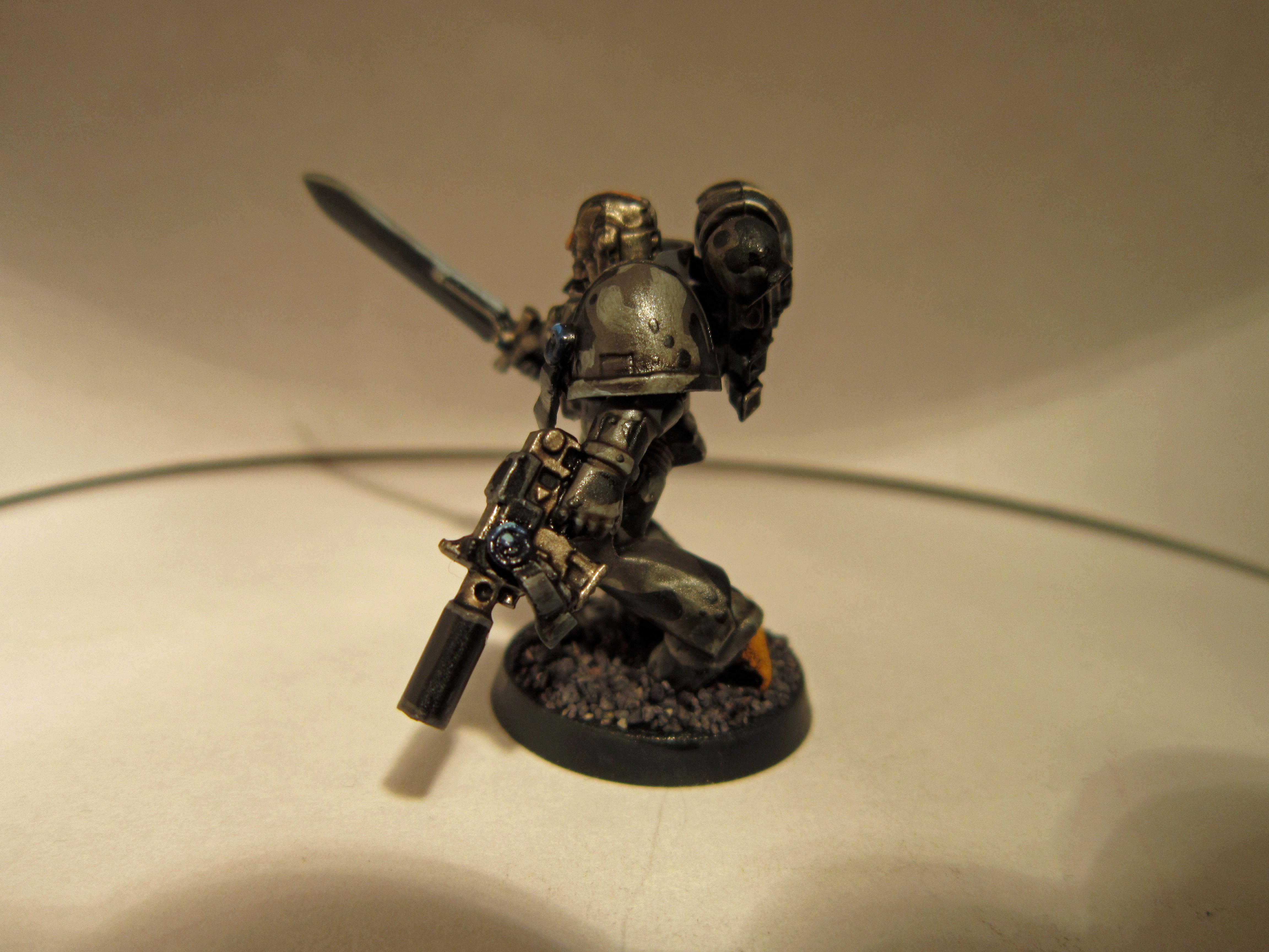 Bolt Pistol, Camouflage, Power Sword, Space Marines
