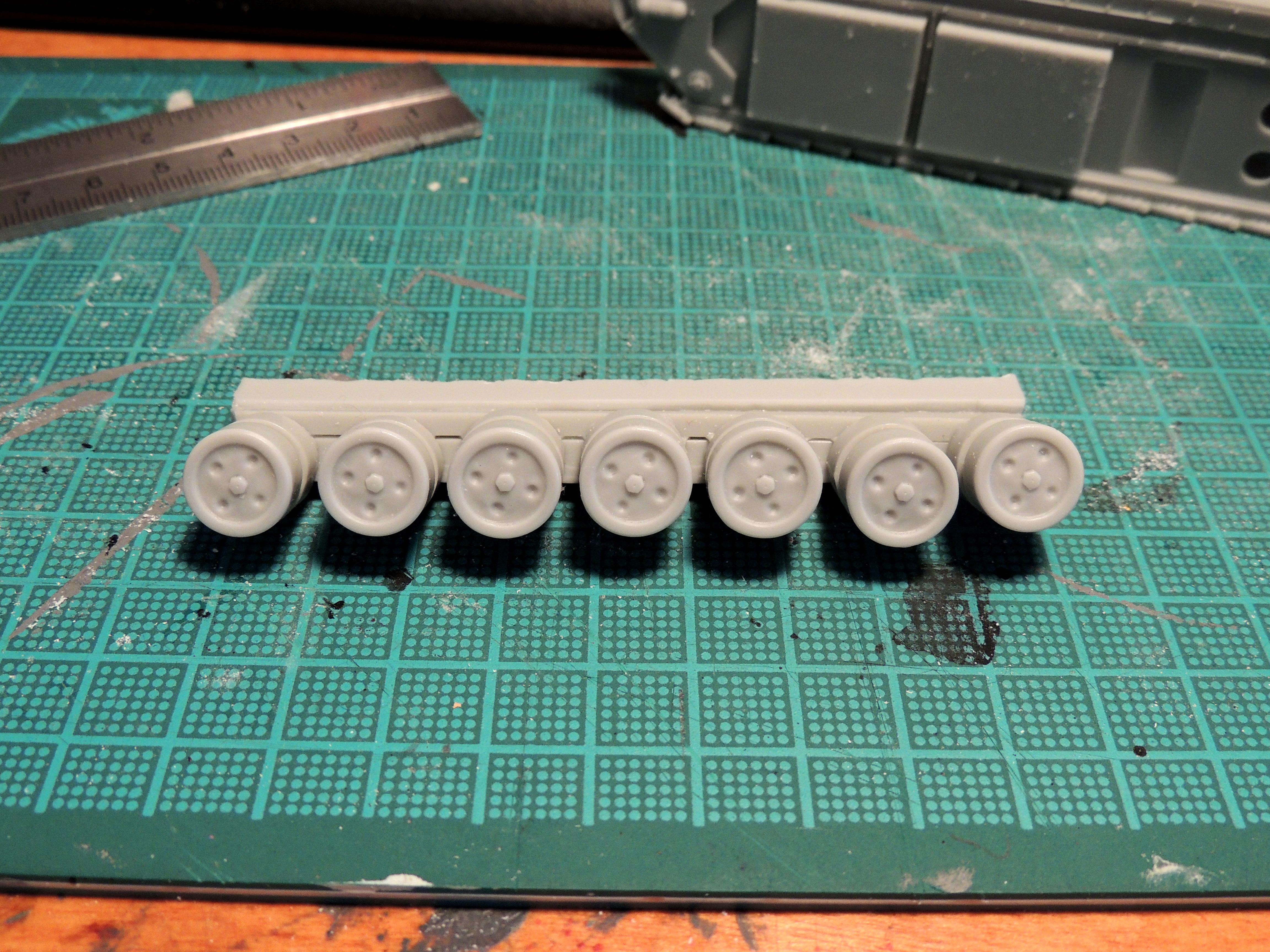 Mortian Battle Tank Tracks