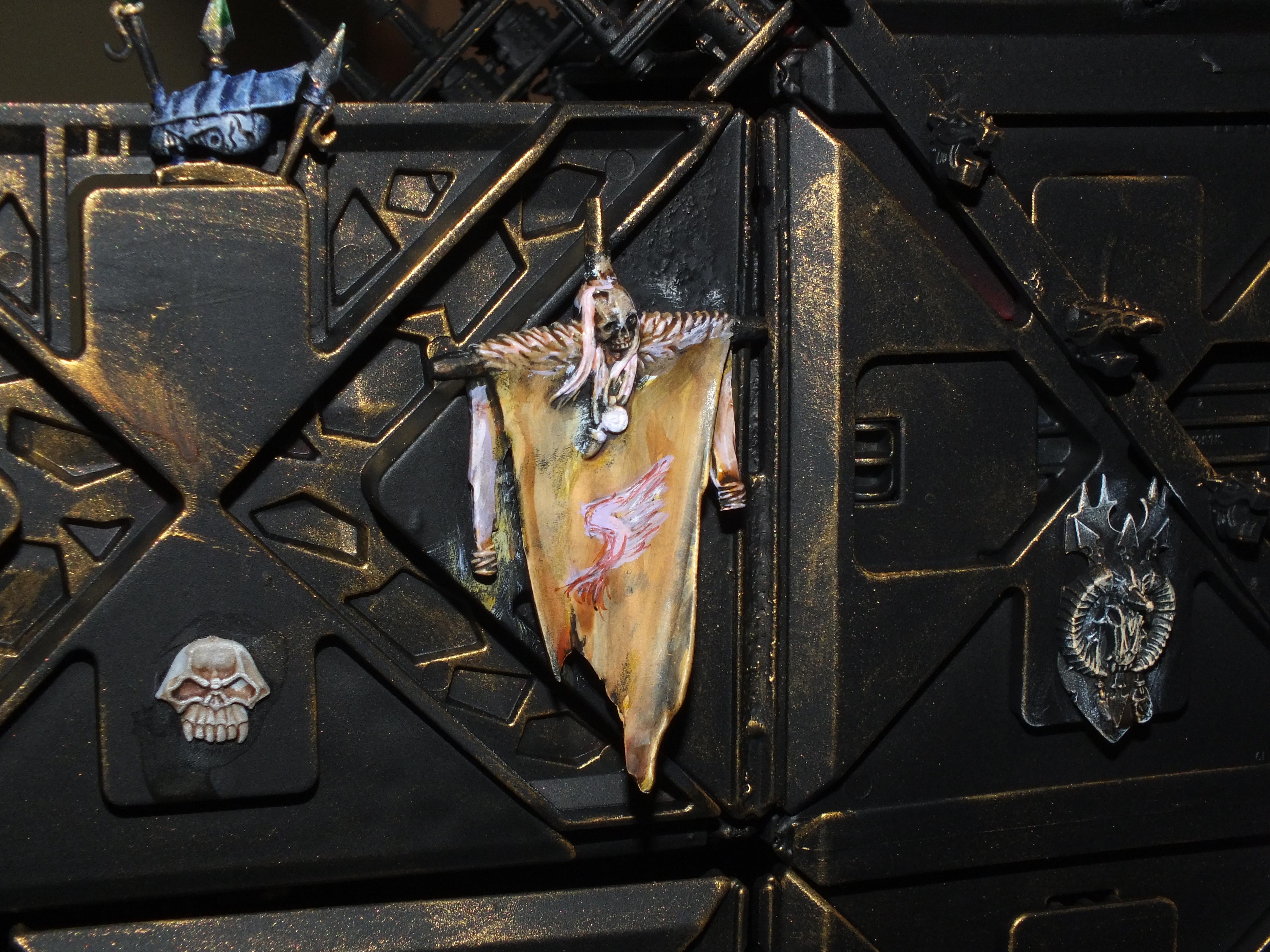 Shrine of Khorne WIP 8: Banners d
