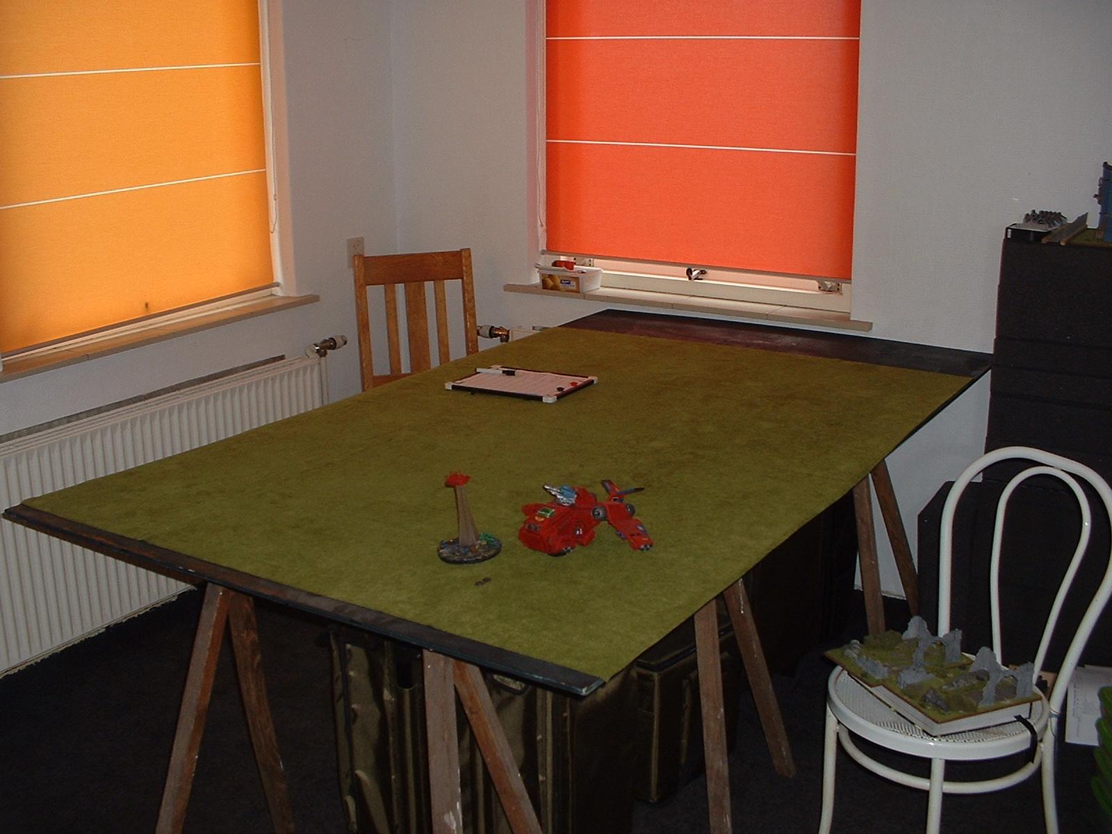 Game Room, Game Table