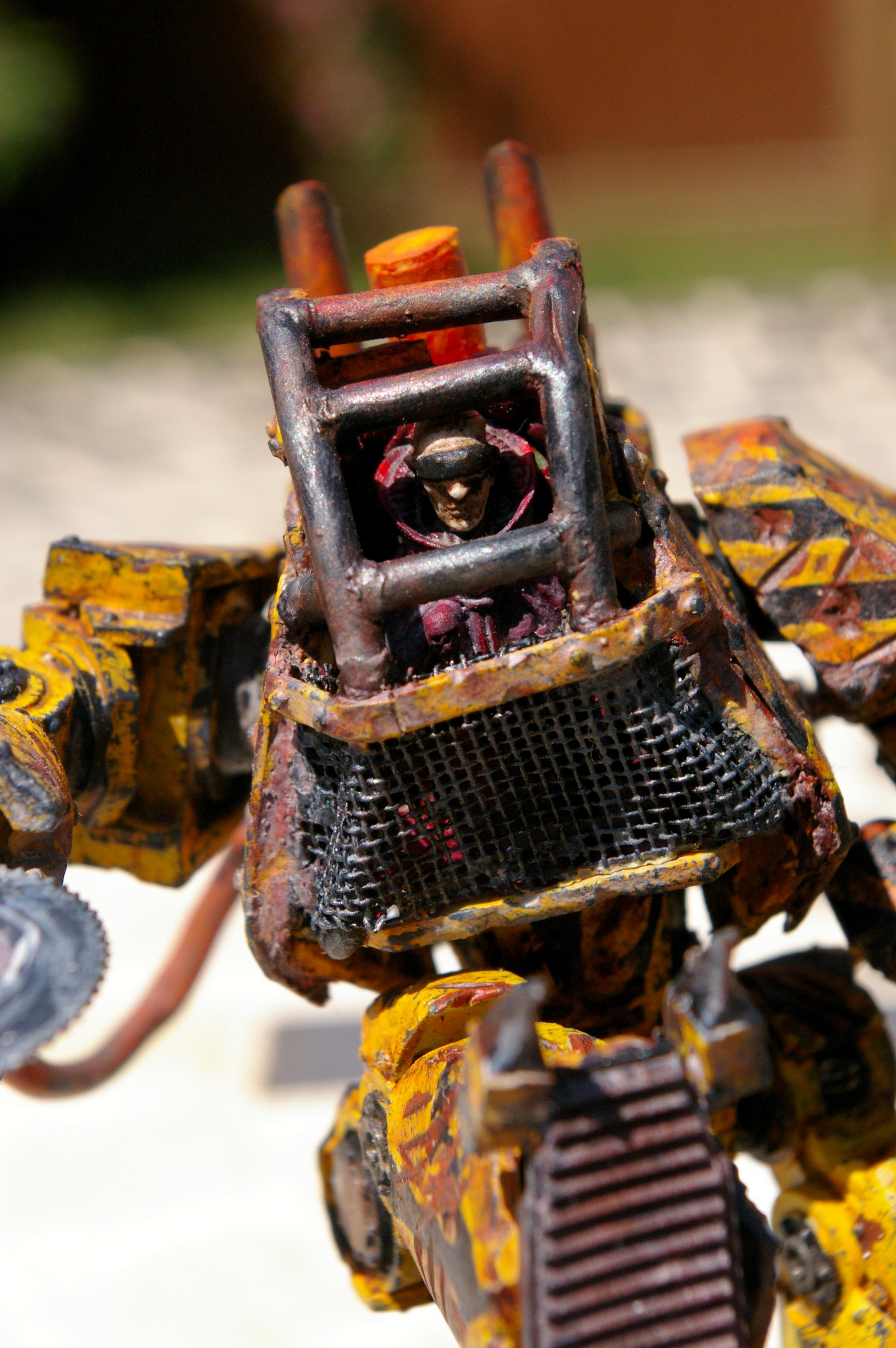 Heavy Demo servitor - Cock-pit detail