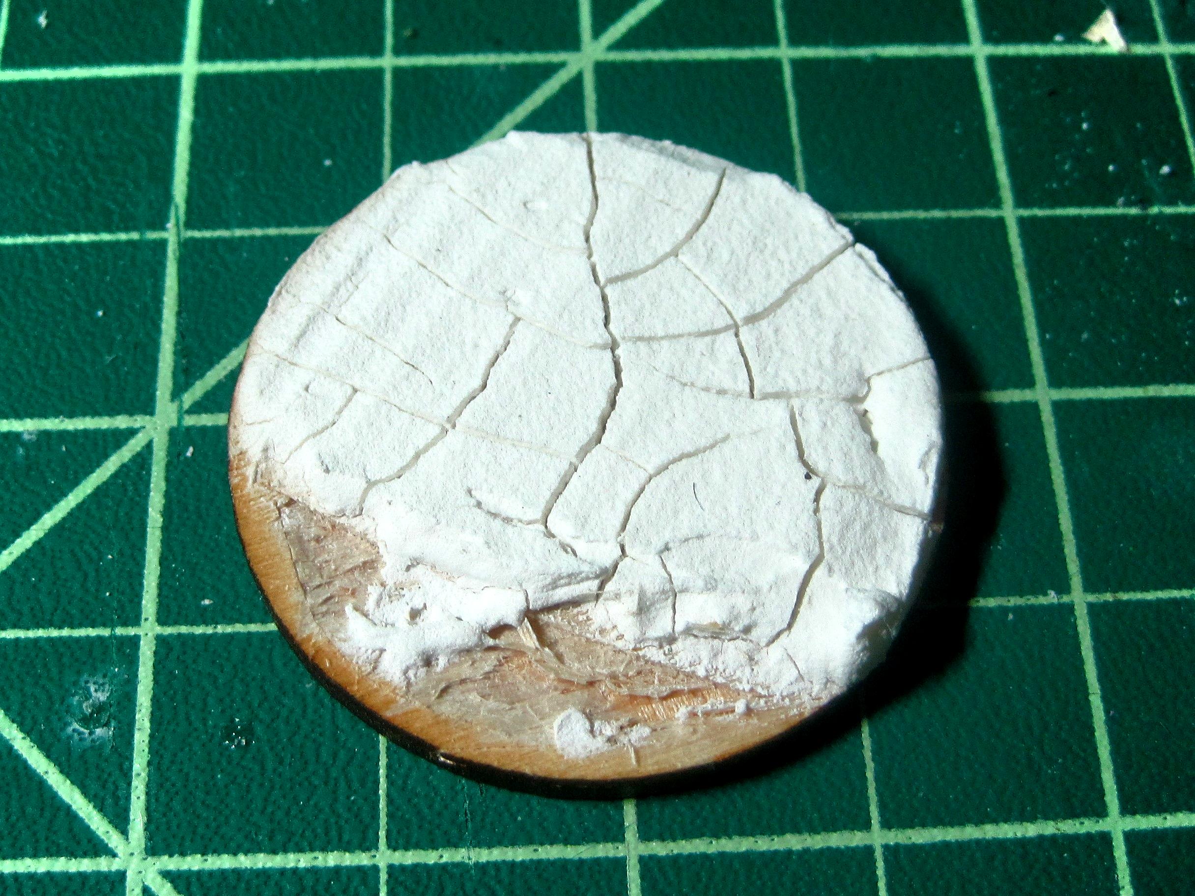 Base with Crackle paint