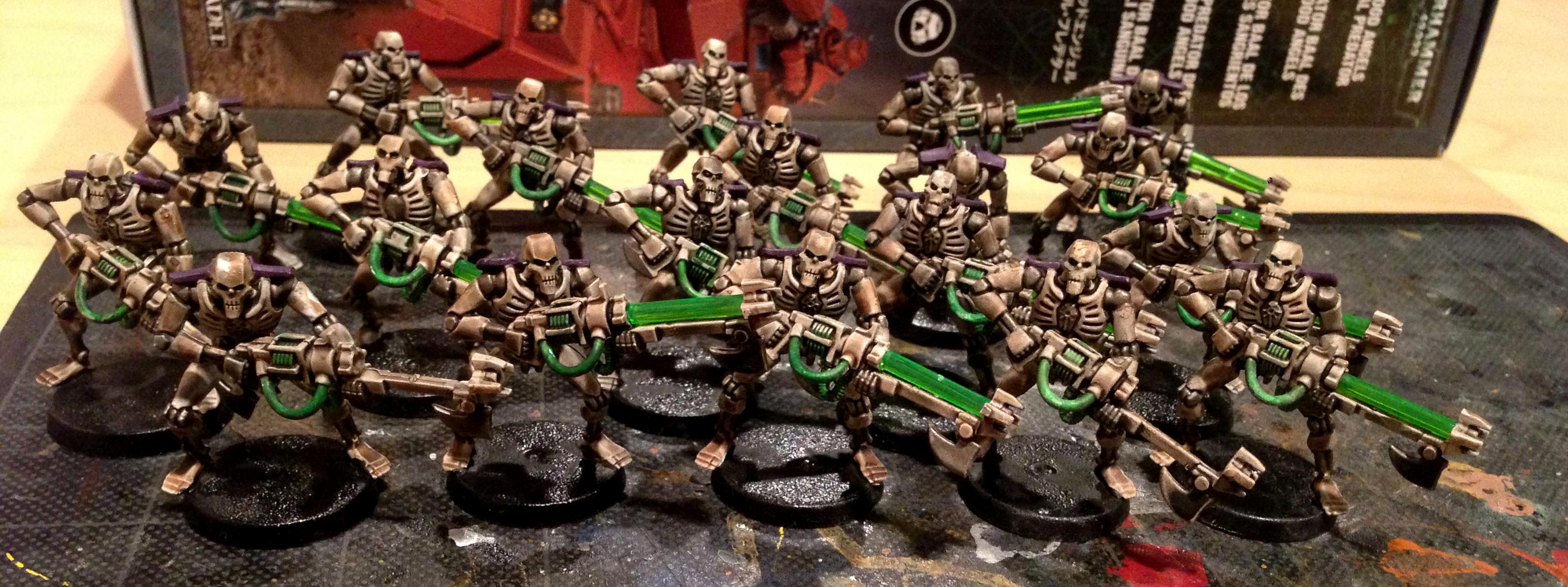 'crons, Crons, Necrons, Tin'eads