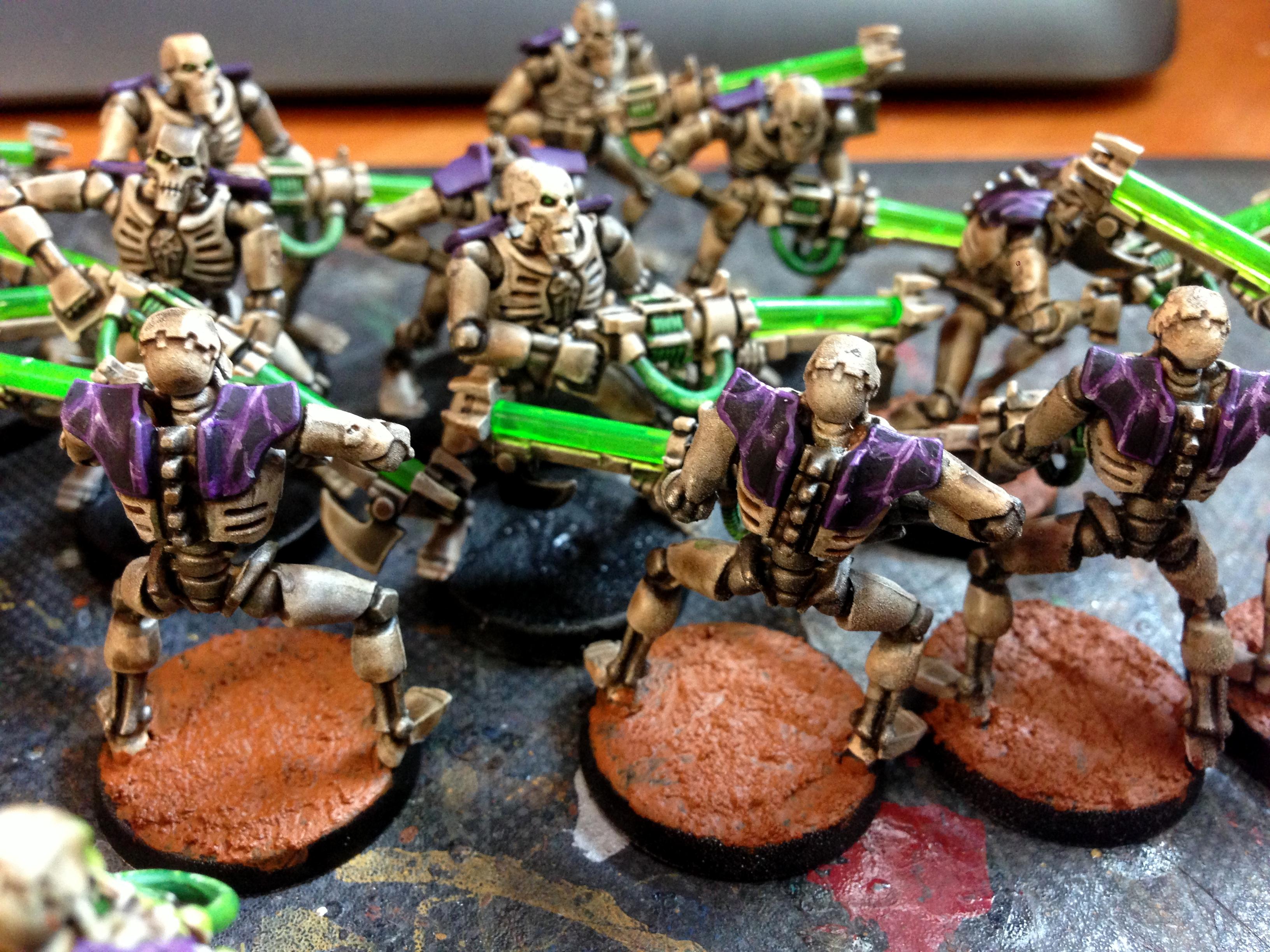 'crons, Crons, Necrons, Tin'eads