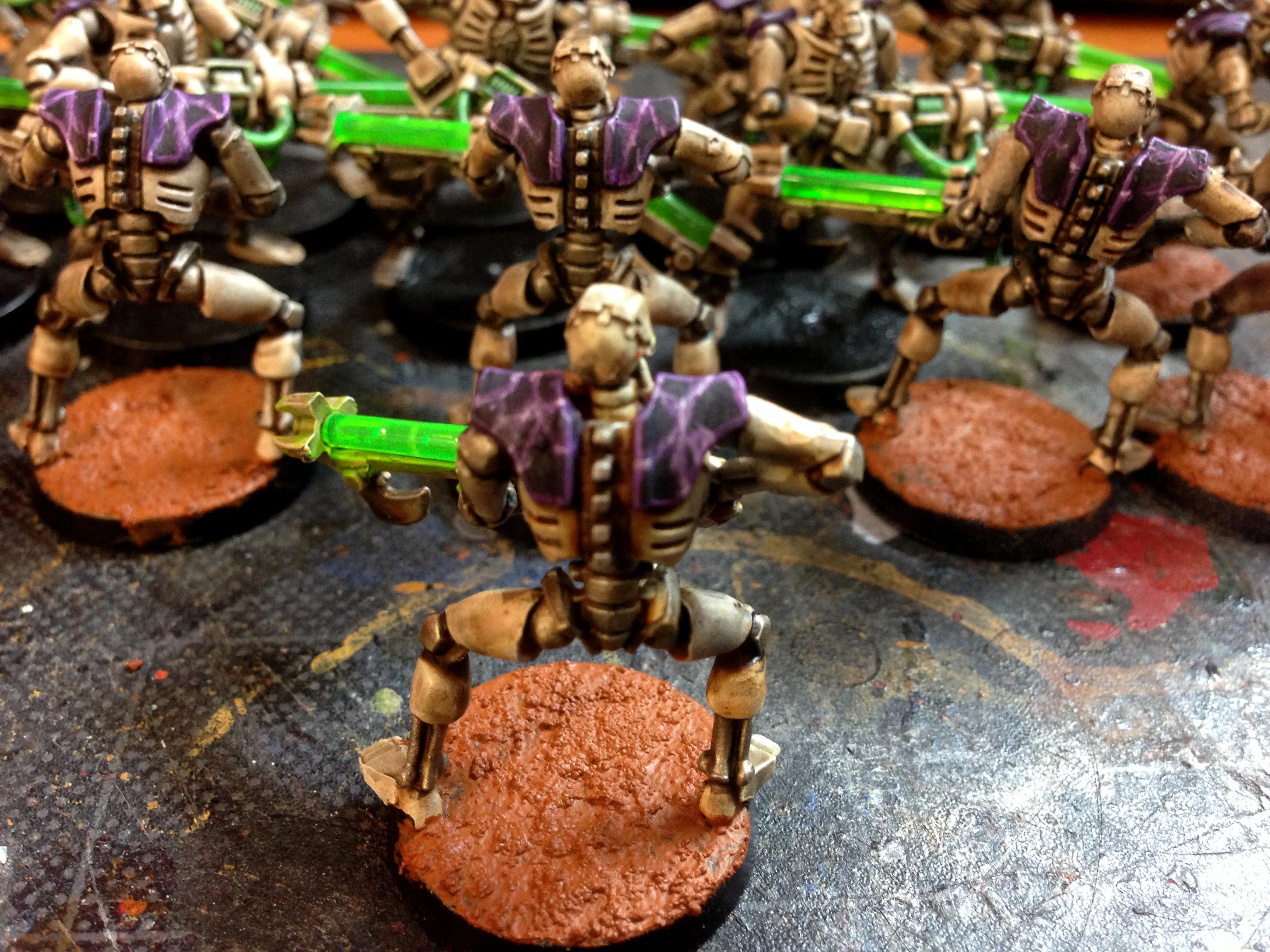 'crons, Crons, Necrons, Tin'eads