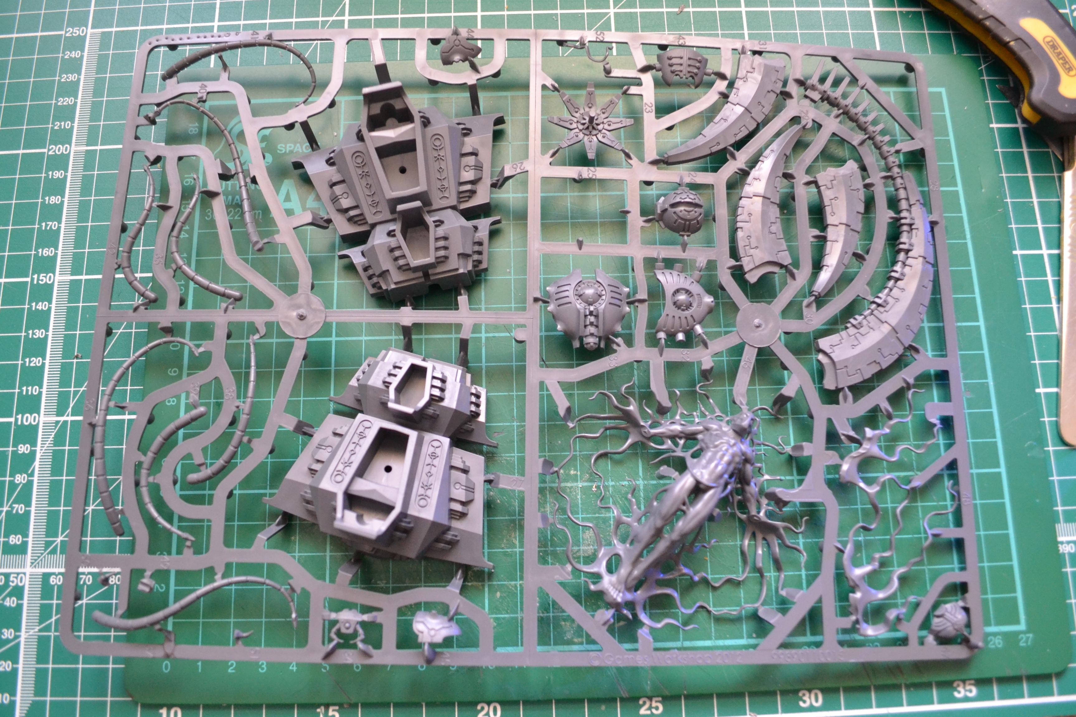 C'tan, Canoptek, Conversion, Guardians, Leach, Monolith, Necrons, Nightbringer, Pyramid, Sculpting, Tesseract Vault, Warhammer 40,000, Warhammer Fantasy