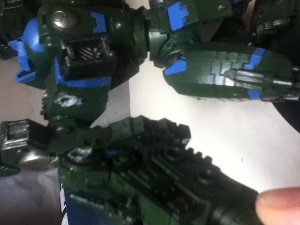Broken arm joint