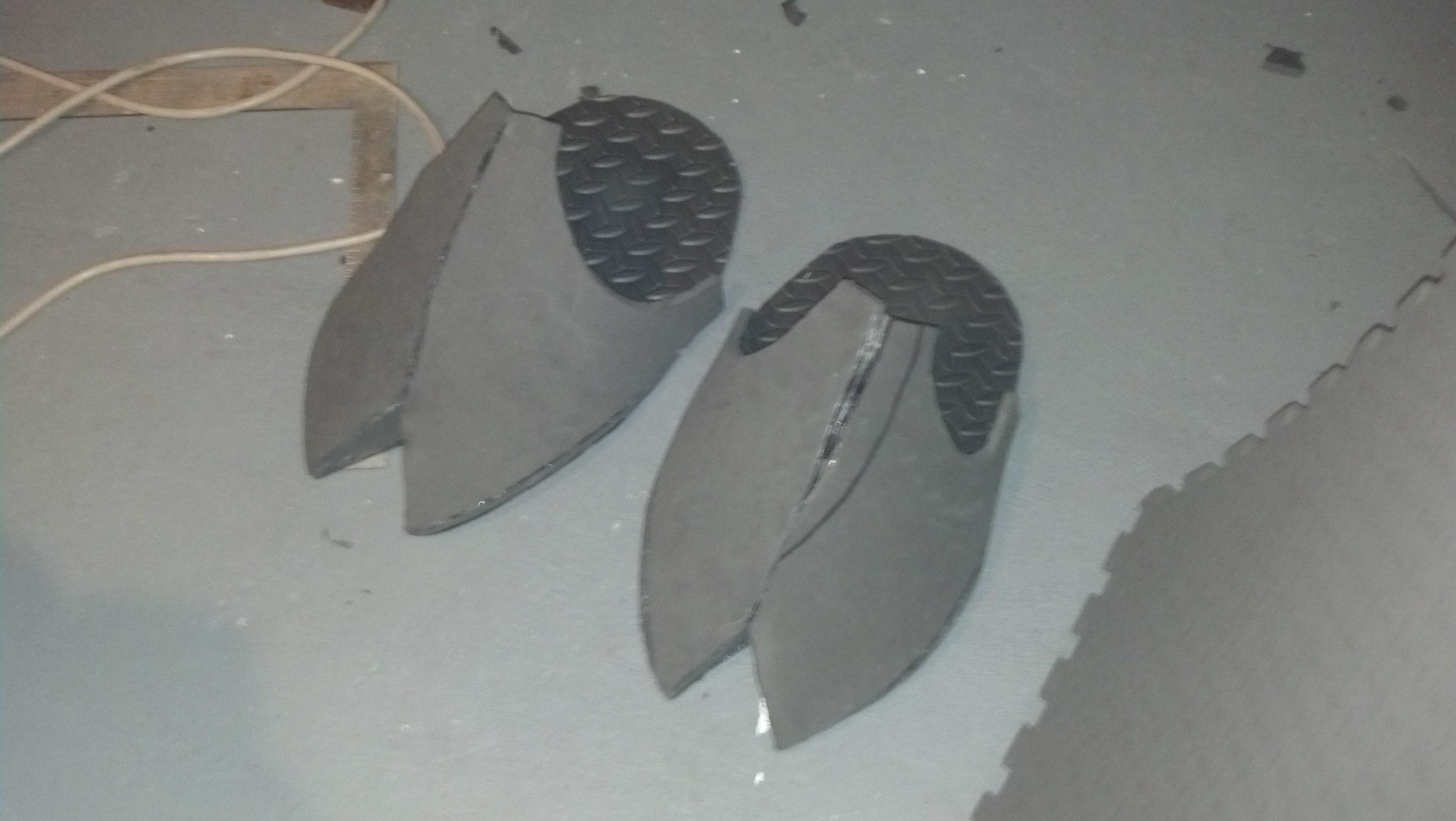 Typhus Slippers