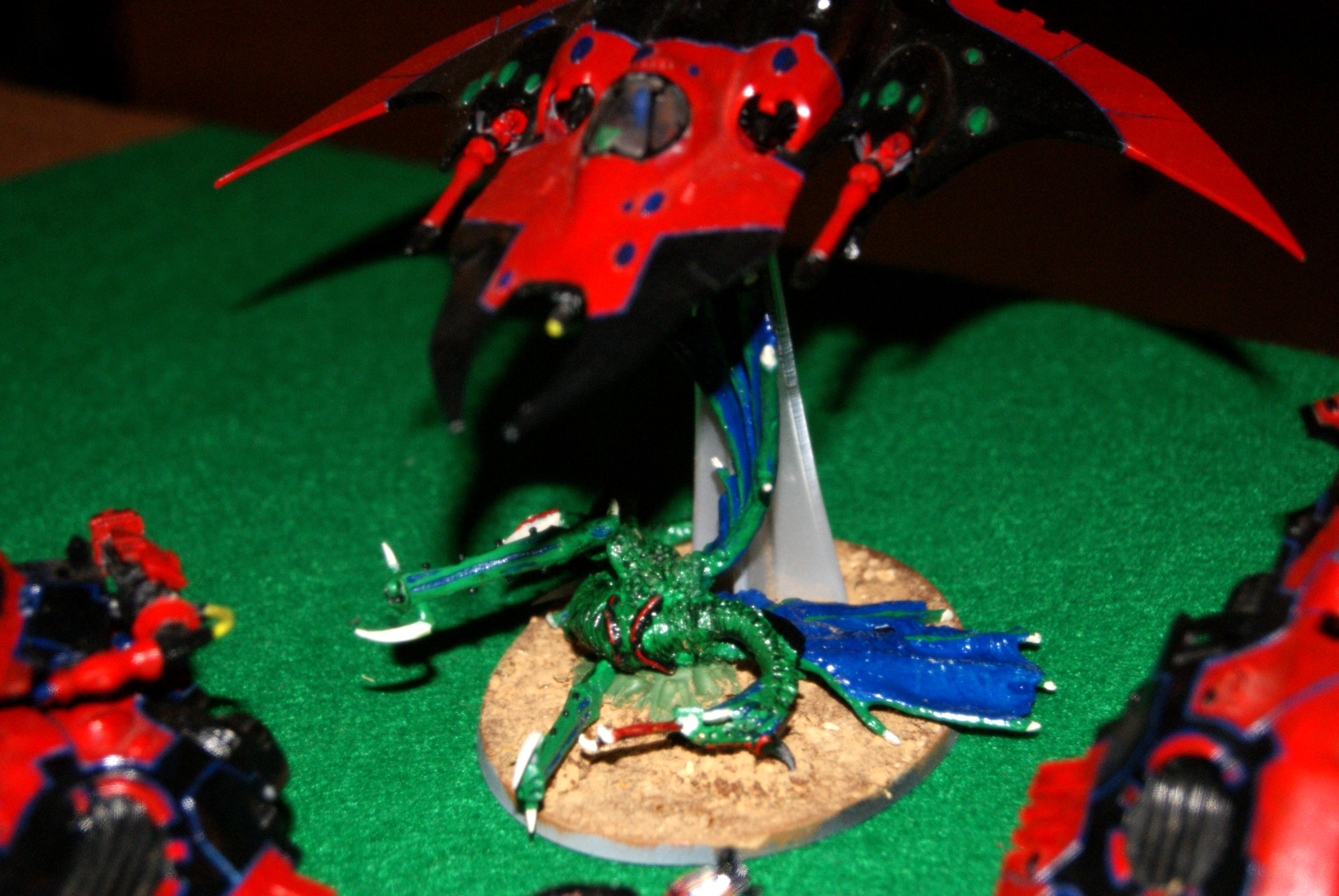 Harpy under crimson hunter