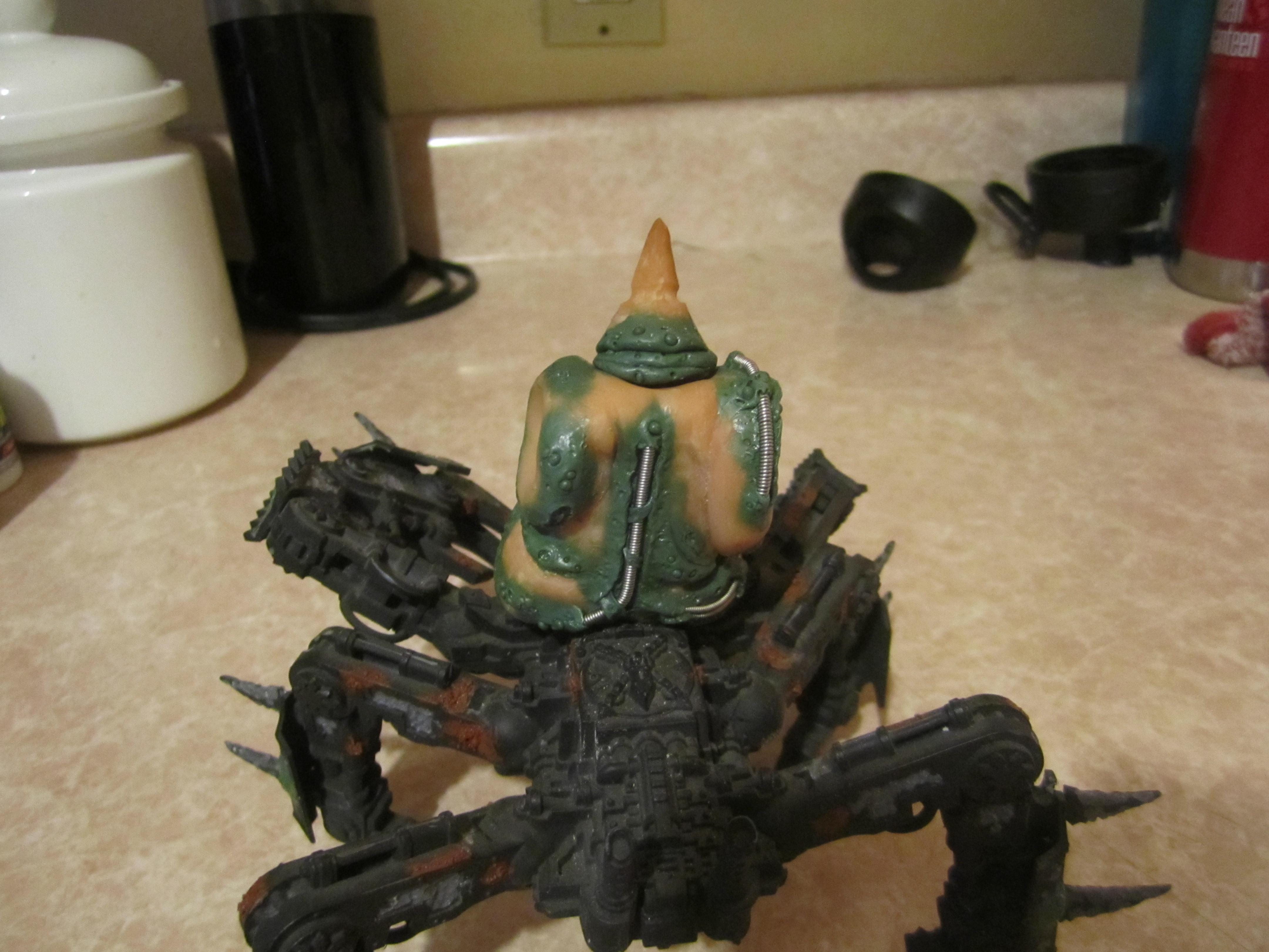 Back view, as i said i am not a fan of the strait cable along the spine. Next version will be more wiggly