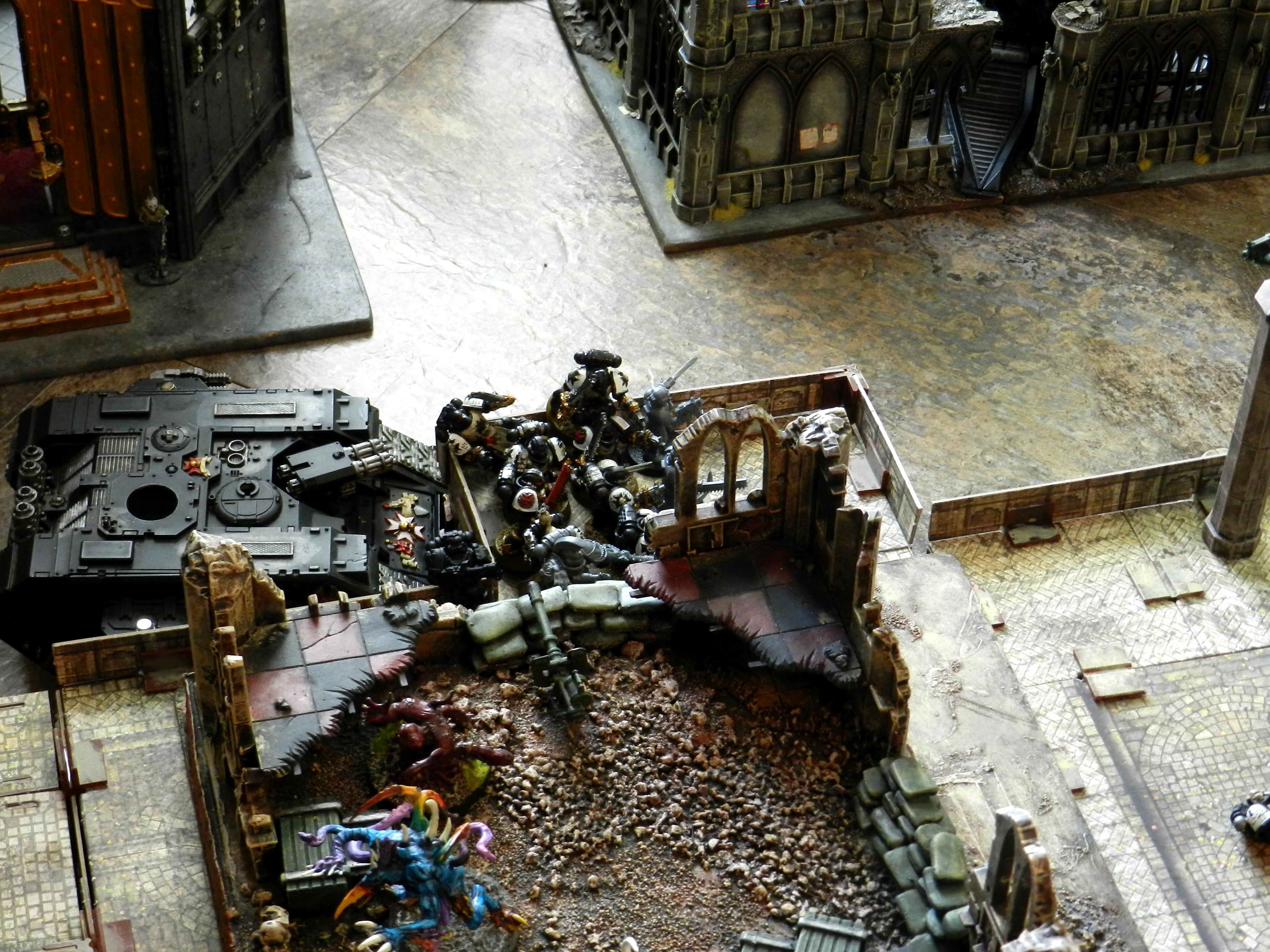 The Spartan (dont be fooled by the regular land raider camoflage)