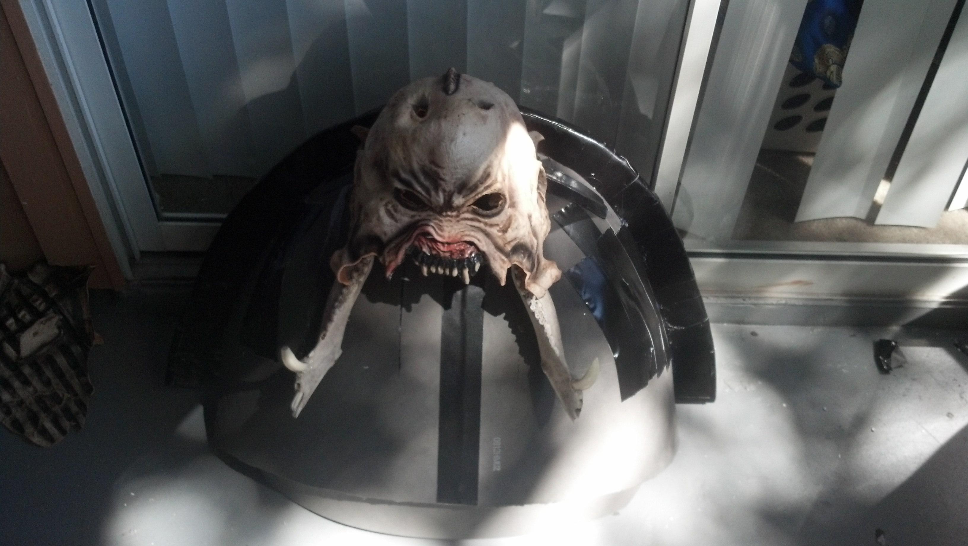 Left Pauldron Mawface