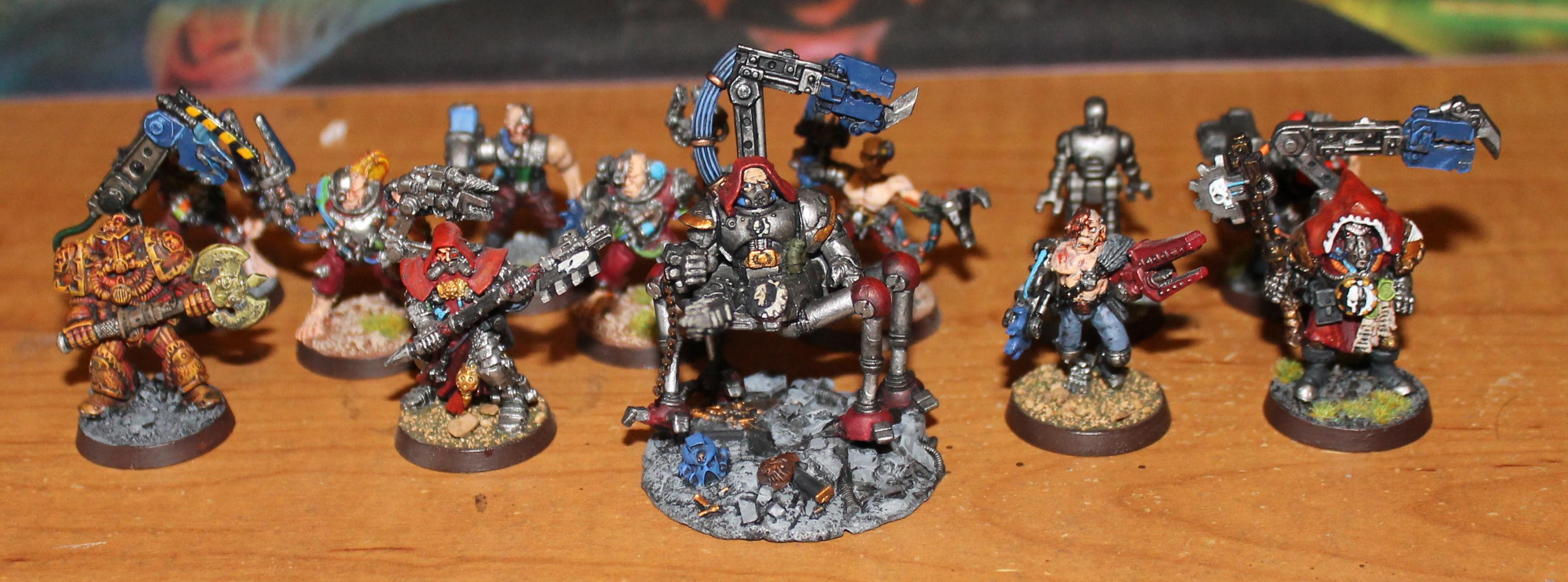 Adeptus Mechanicus, Enginseer, Servitors, Tech Priest