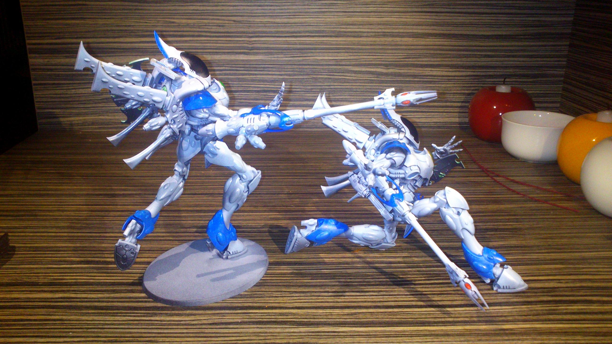 Blue, Blue White, Diorama, Eldar, Eldar Wraith Army, Force, Forest, Forge World, Ghost, Host, Ilyrith, Iyanden, Iybraesil, Kneel, Kneeling, Painting, Phoenix Lord, Pose, Posing, Run, Running, Scatterlaser, Shadow, Snow, Spectres, Spirit, Spirit Host, Spirit Only, Suncannon, Team, Warhammer 40,000, Warhammer Fantasy, Waveserpent, White, Winter, Wraith, Wraith Host, Wraith Only, Wraithguard, Wraithknight, Wraithknights, Wraithlord