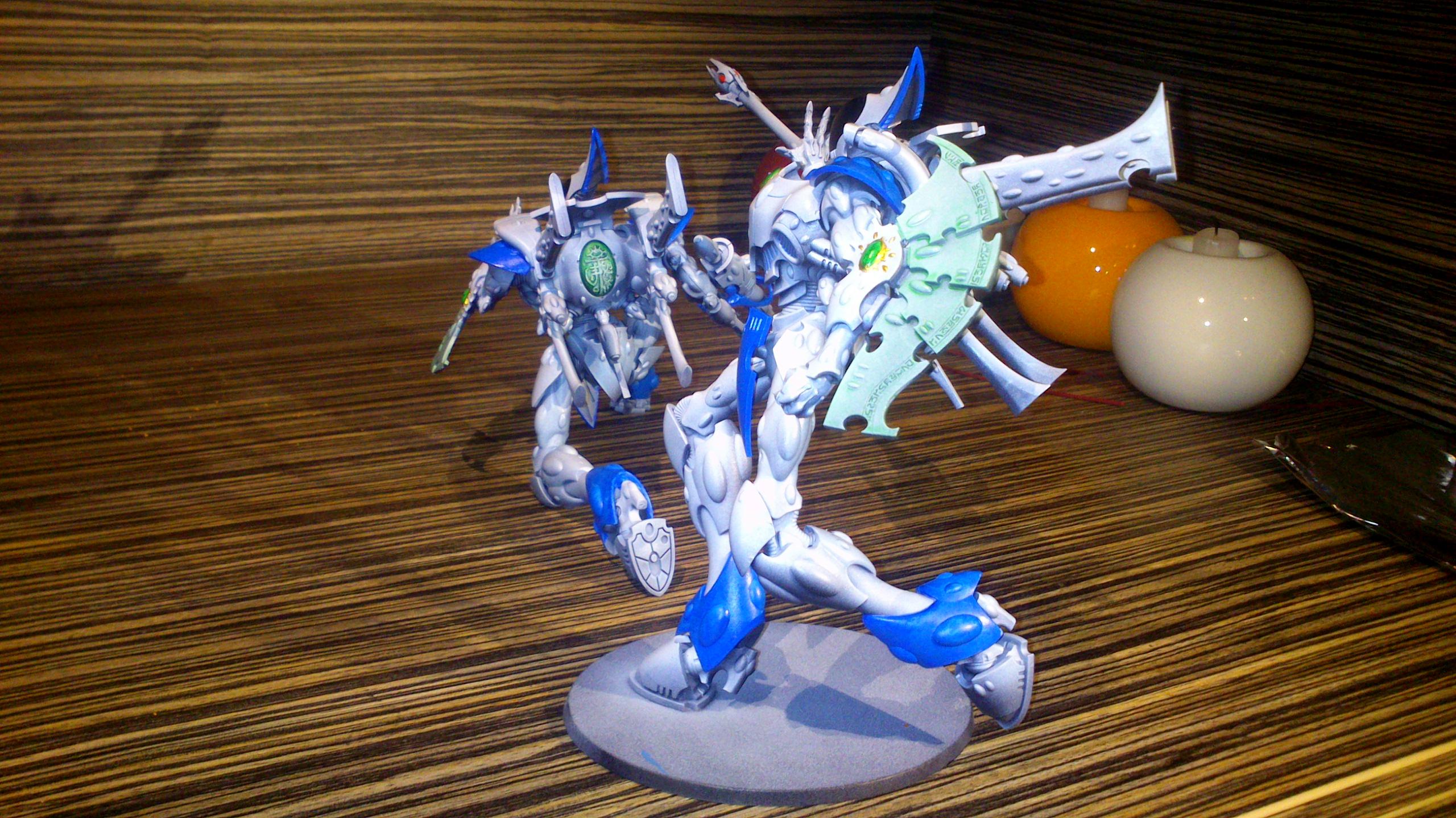 Blue, Blue White, Diorama, Eldar, Eldar Wraith Army, Force, Forest, Forge World, Ghost, Host, Ilyrith, Iyanden, Iybraesil, Kneel, Kneeling, Painting, Phoenix Lord, Pose, Posing, Run, Running, Scatterlaser, Shadow, Snow, Spectres, Spirit, Spirit Host, Spirit Only, Suncannon, Team, Warhammer 40,000, Warhammer Fantasy, Waveserpent, White, Winter, Wraith, Wraith Host, Wraith Only, Wraithguard, Wraithknight, Wraithknights, Wraithlord