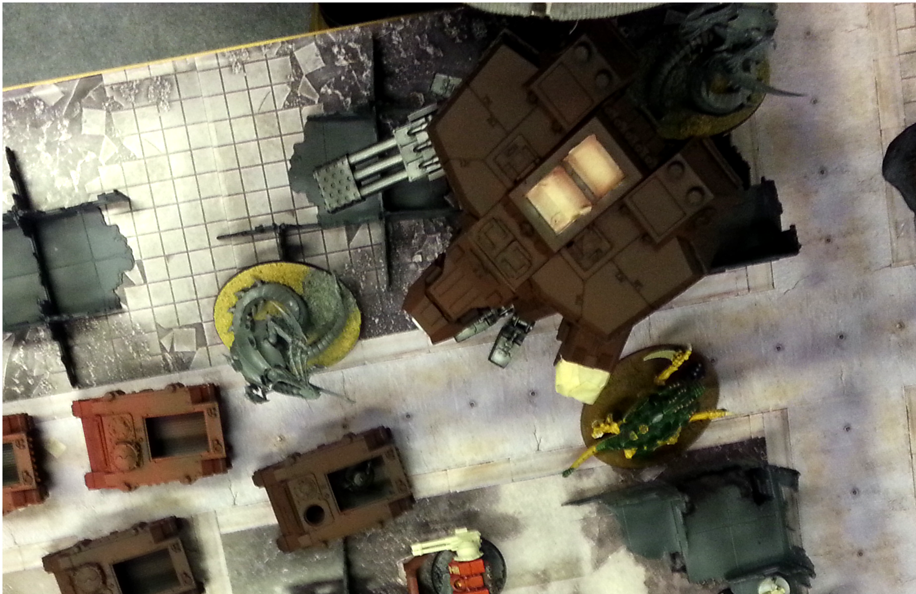 Surrounded warhound titan