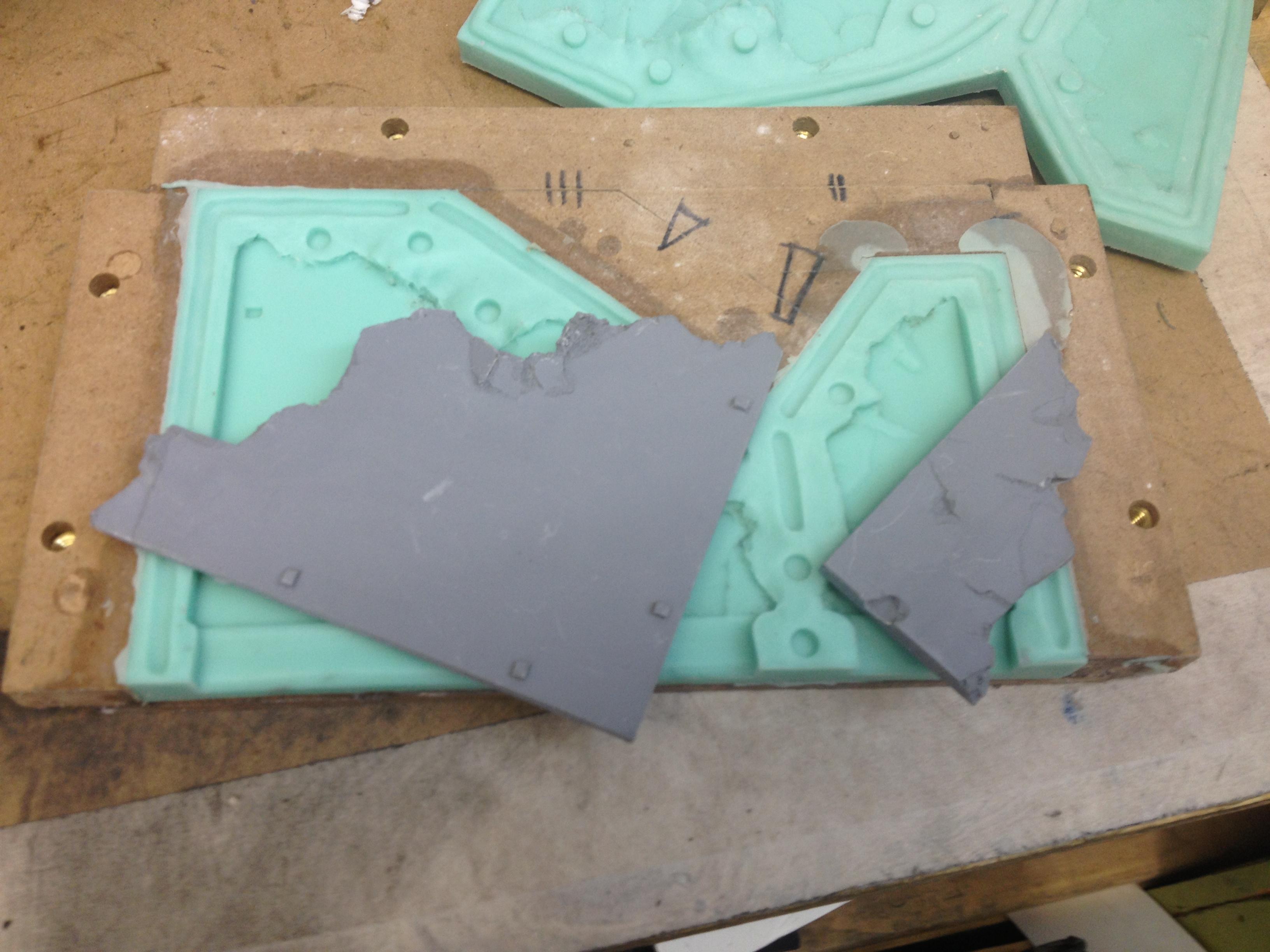 Floor sections and their mold. 