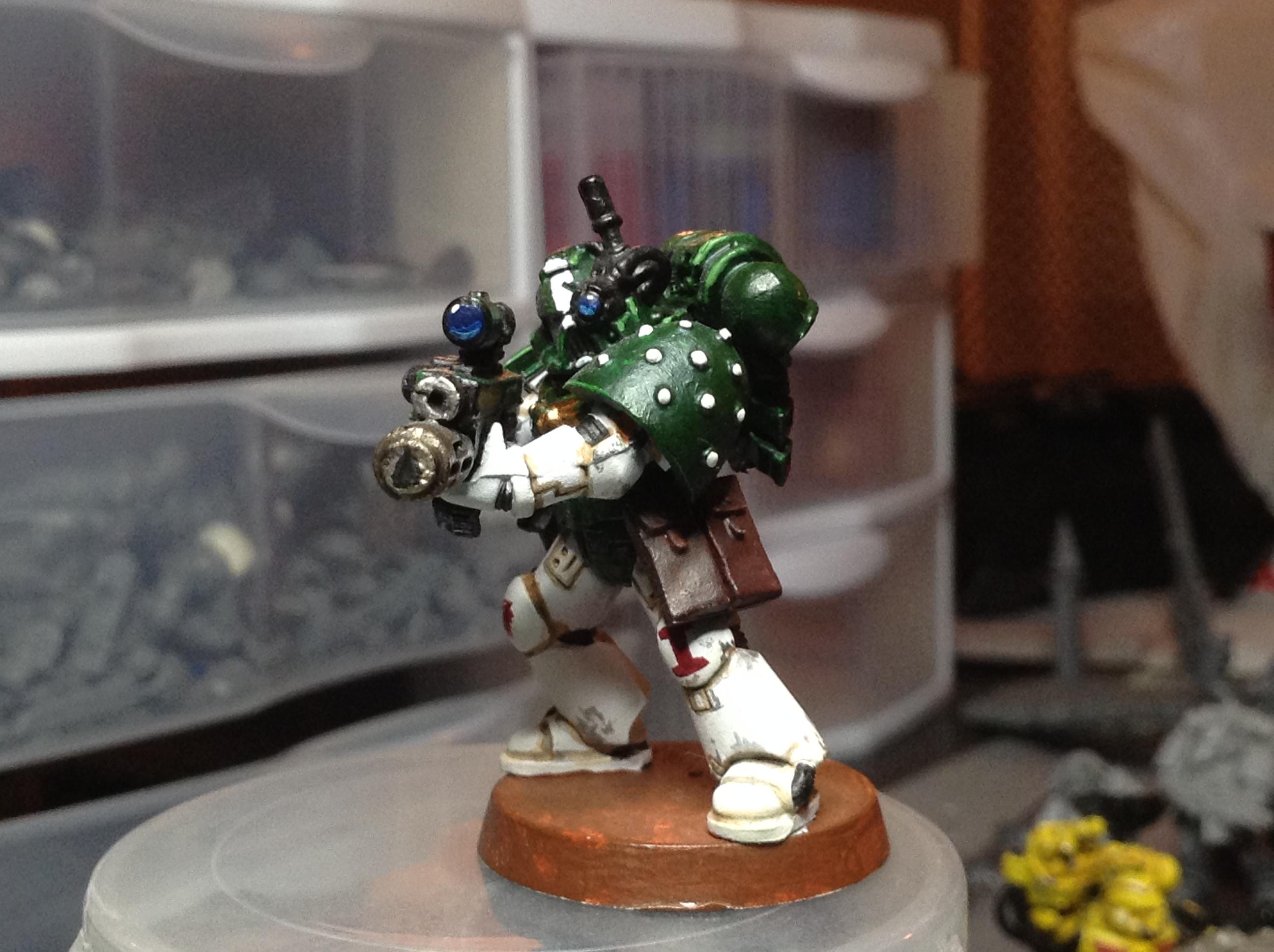 Elite Cadre (White Stripe on helmet.)