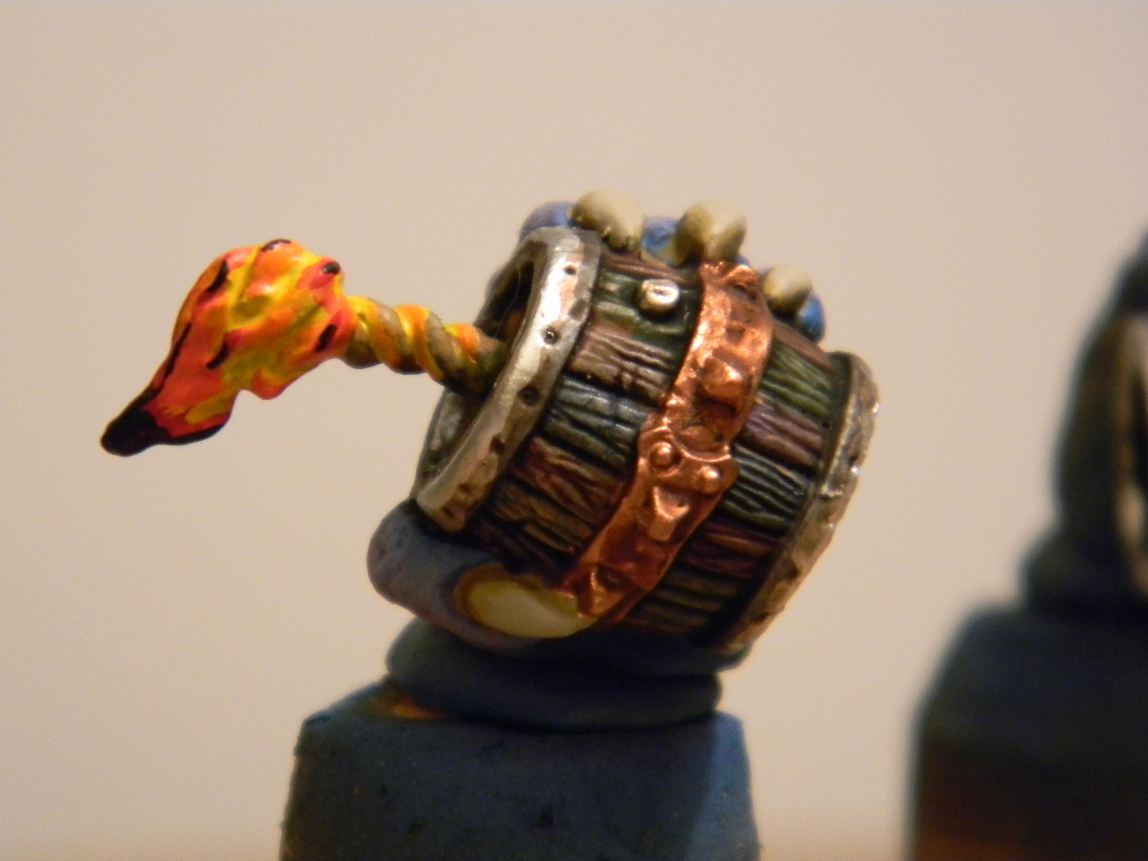 I used different washes on the individual panels to create a "homemade" feel to the bombs (a video tutorial can be seen here: http://www.youtube.com/watch?v=hcwGbSLaGHA)