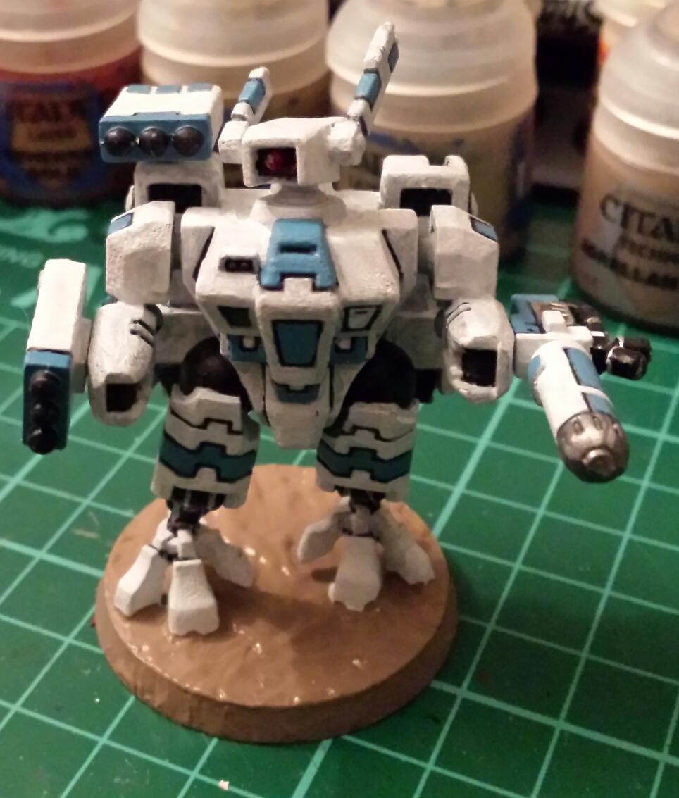 Crisis Battlesuit, Tau