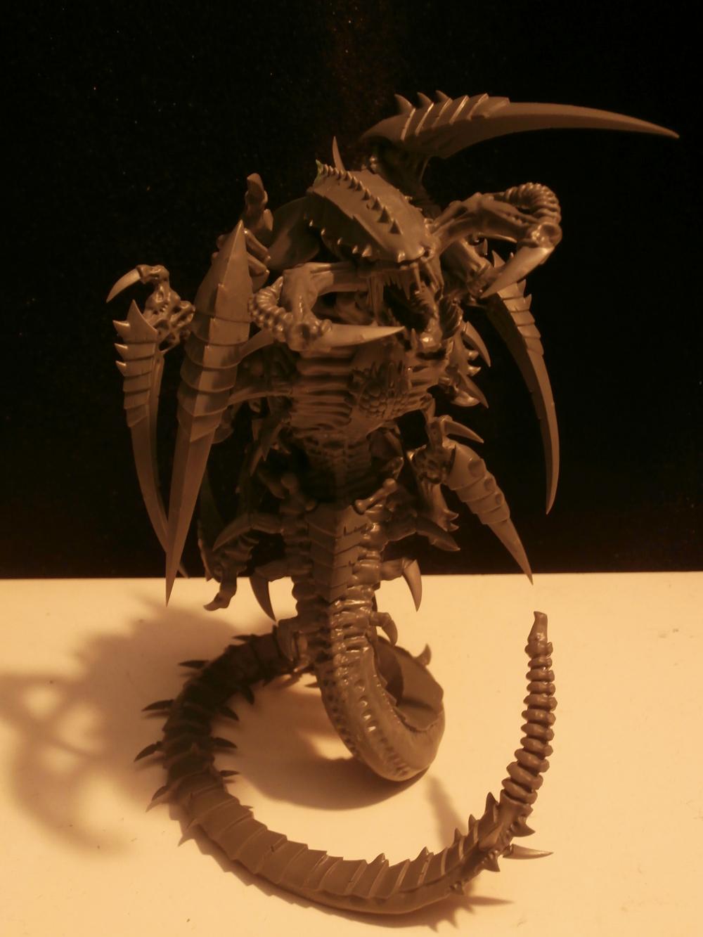 Definitely love his pose, and yes his main scythe arms are posable
