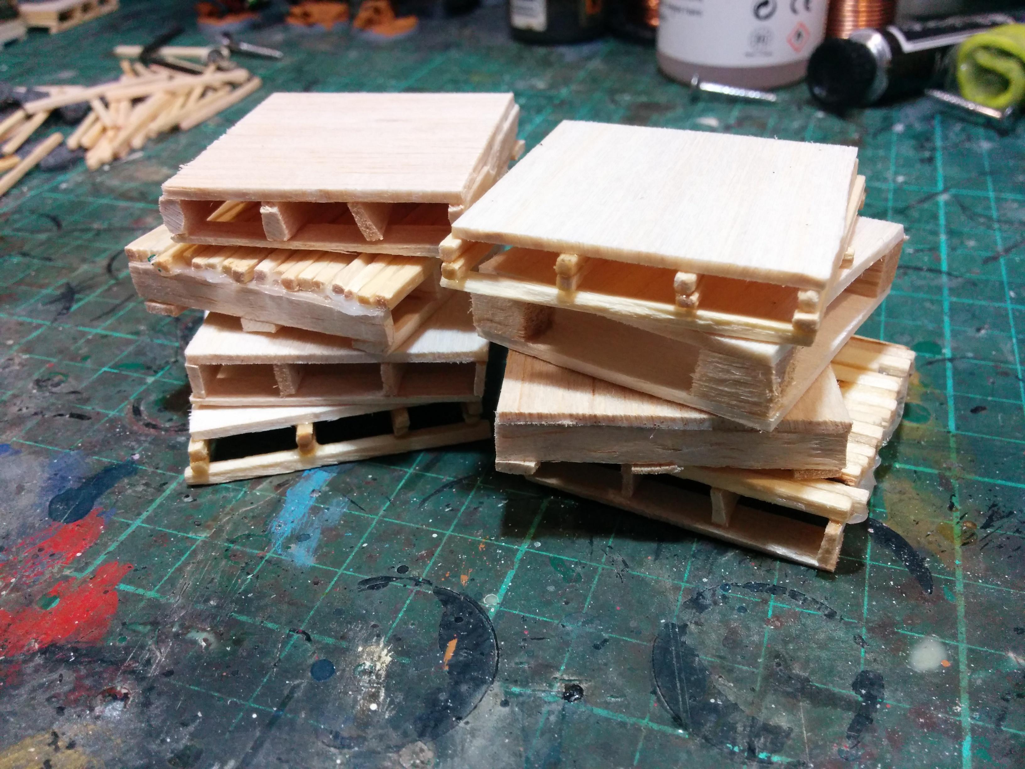 Mixture of pallets