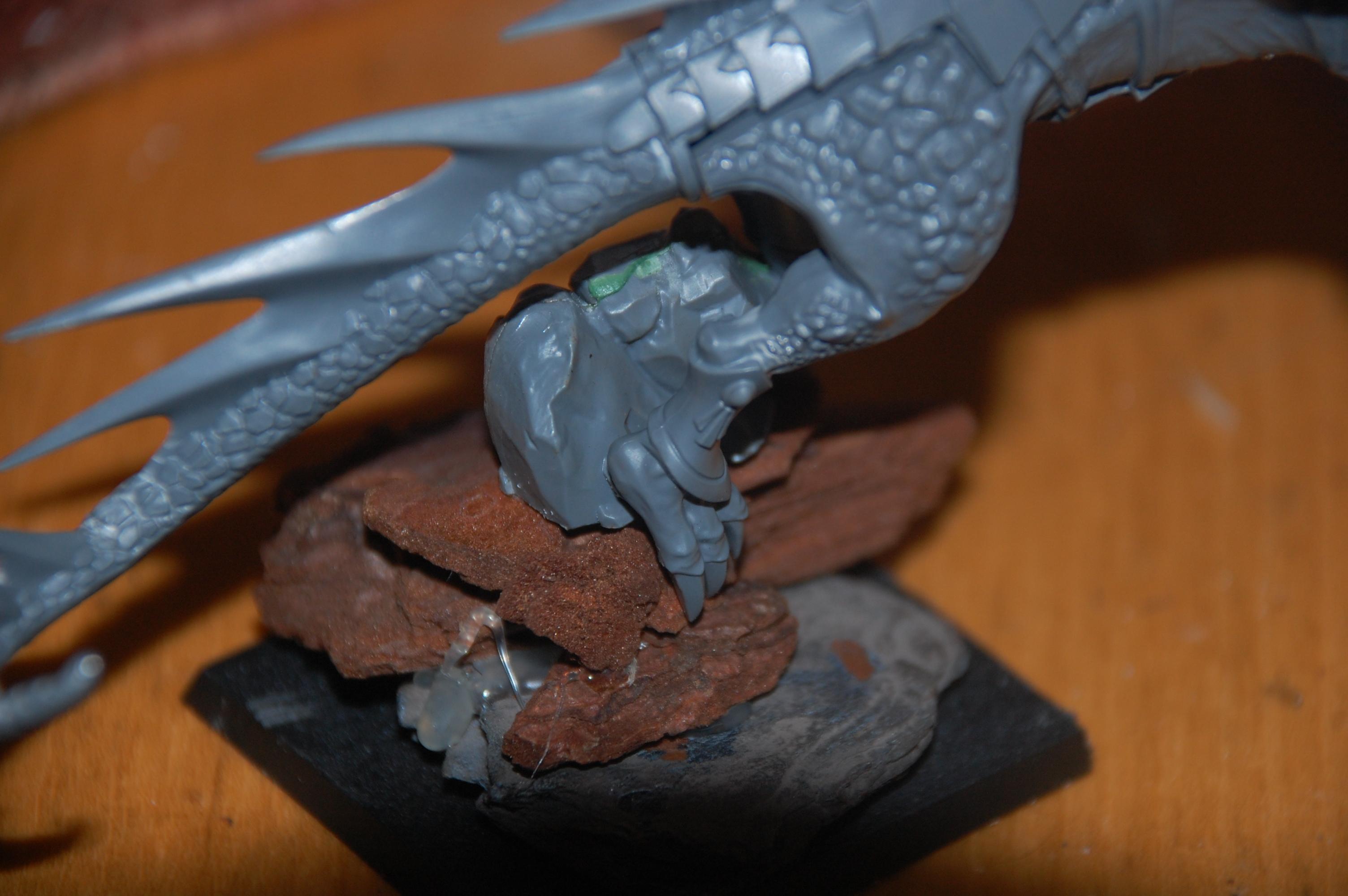 Right foot fits the base 'Check'