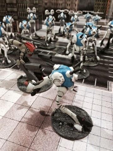 Robotech, Robotech Tactics, Zentrati