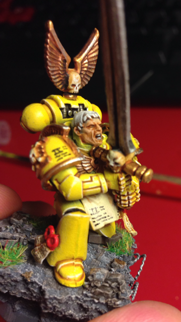 Captain, Imperial Fists, Kneeling