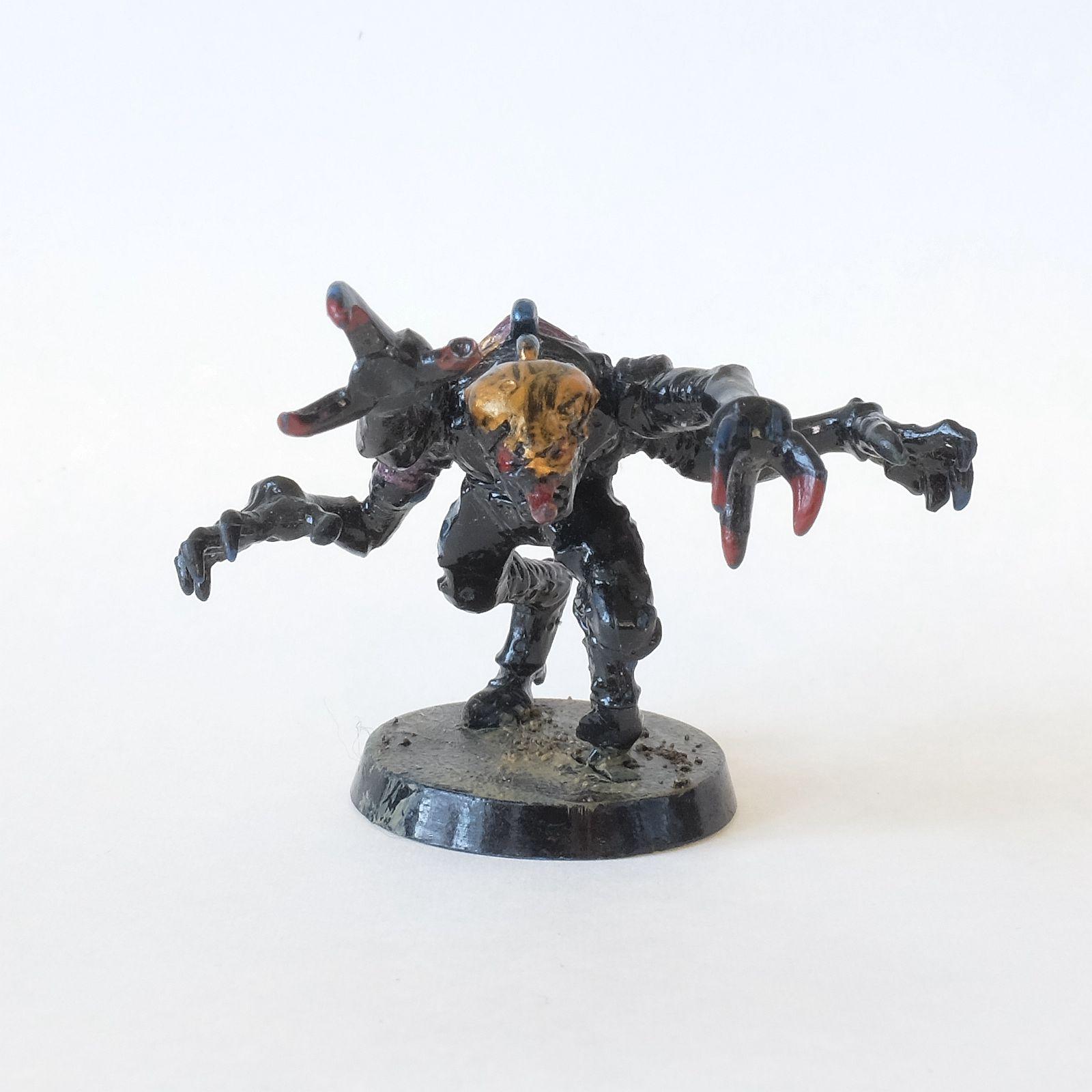 First Mini, Genestealer