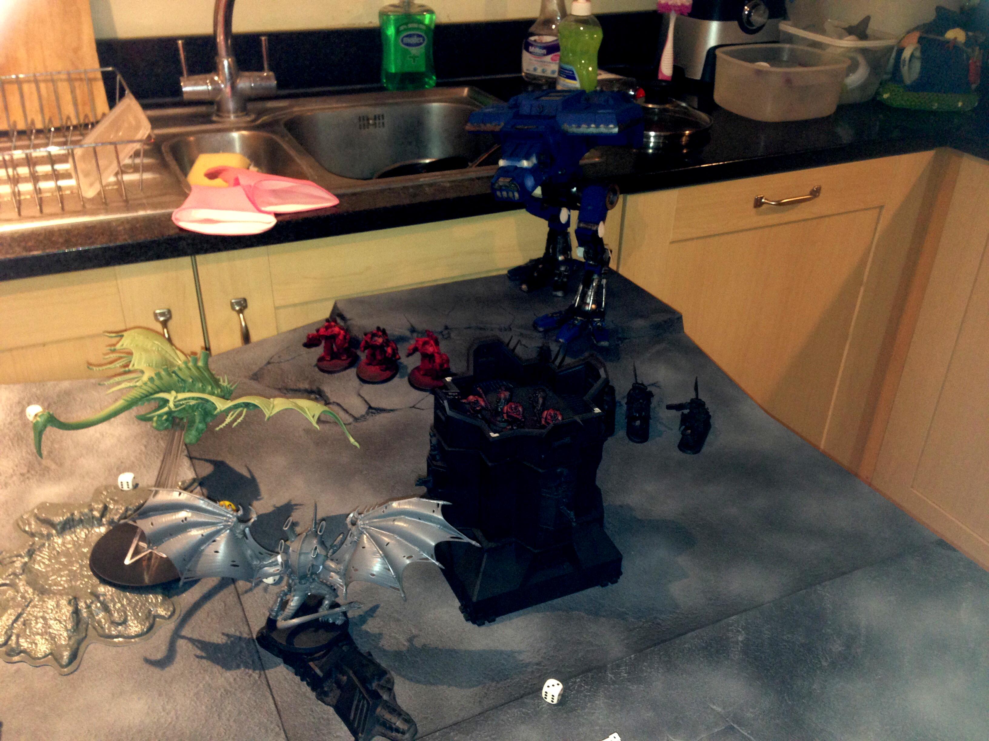 Nids, Space Marines, Titan, Tyranids, Warhammer 40,000, Warhound