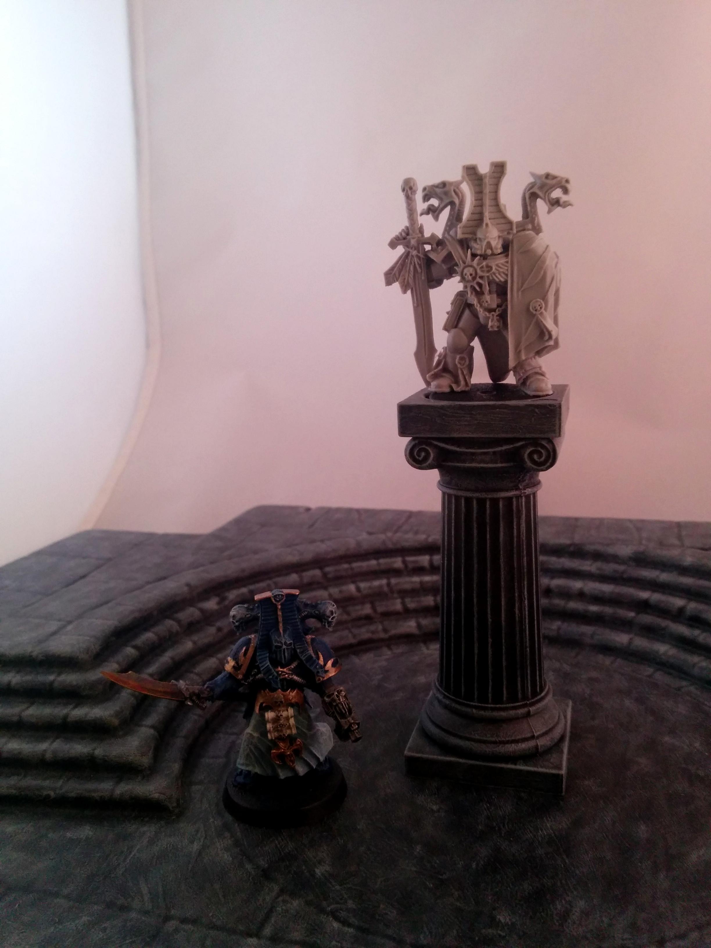 Chaos, Fallen Angel, Statue