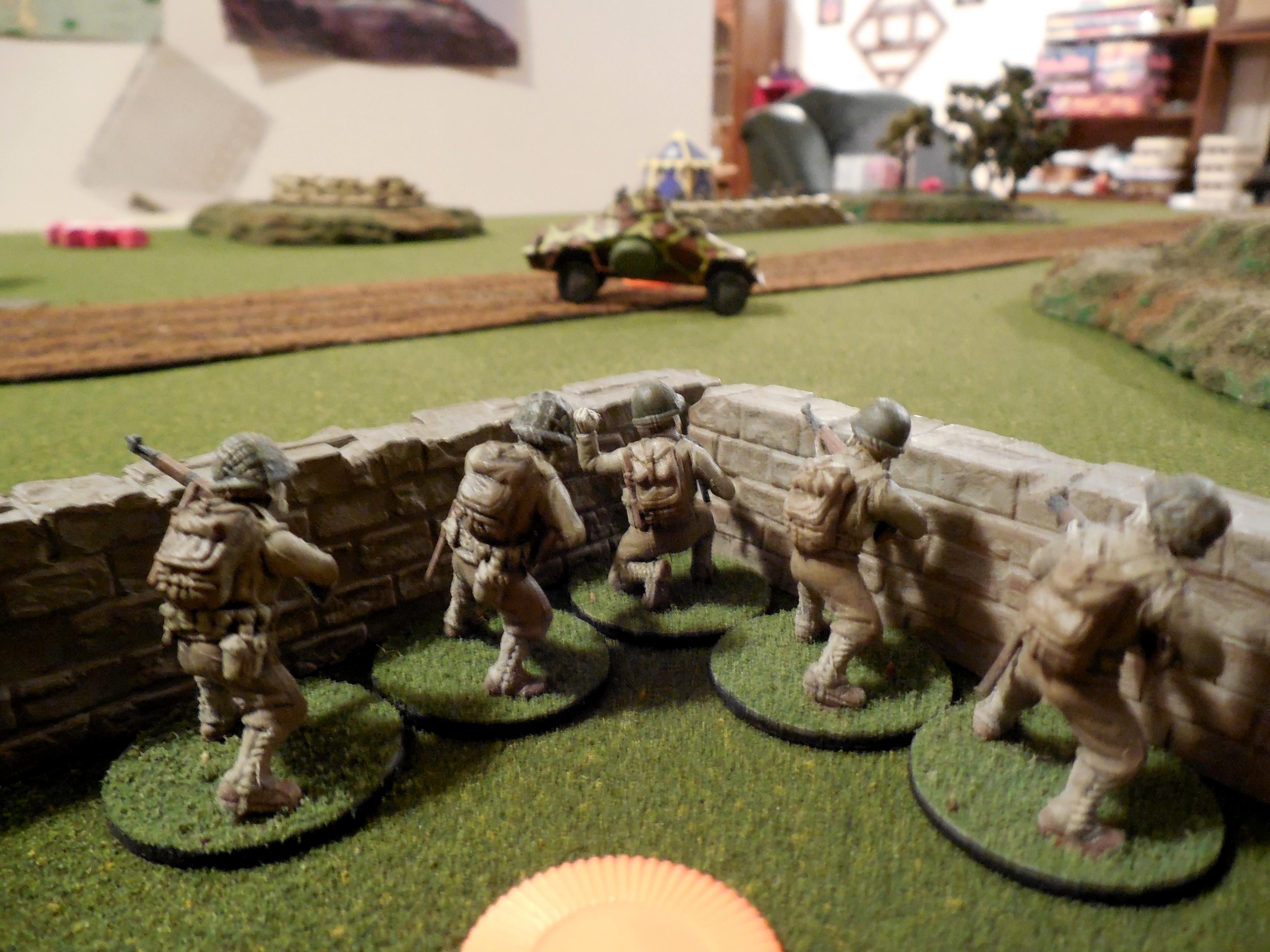 Bolt Action American Troops looking to take cover from the Germans!
