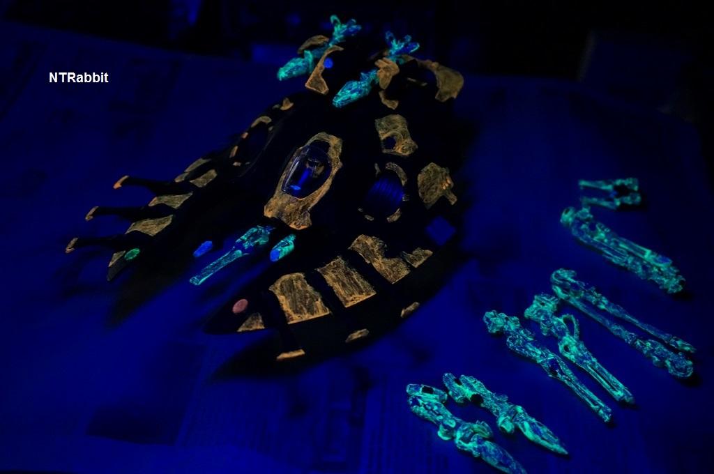 Glowing Serpent