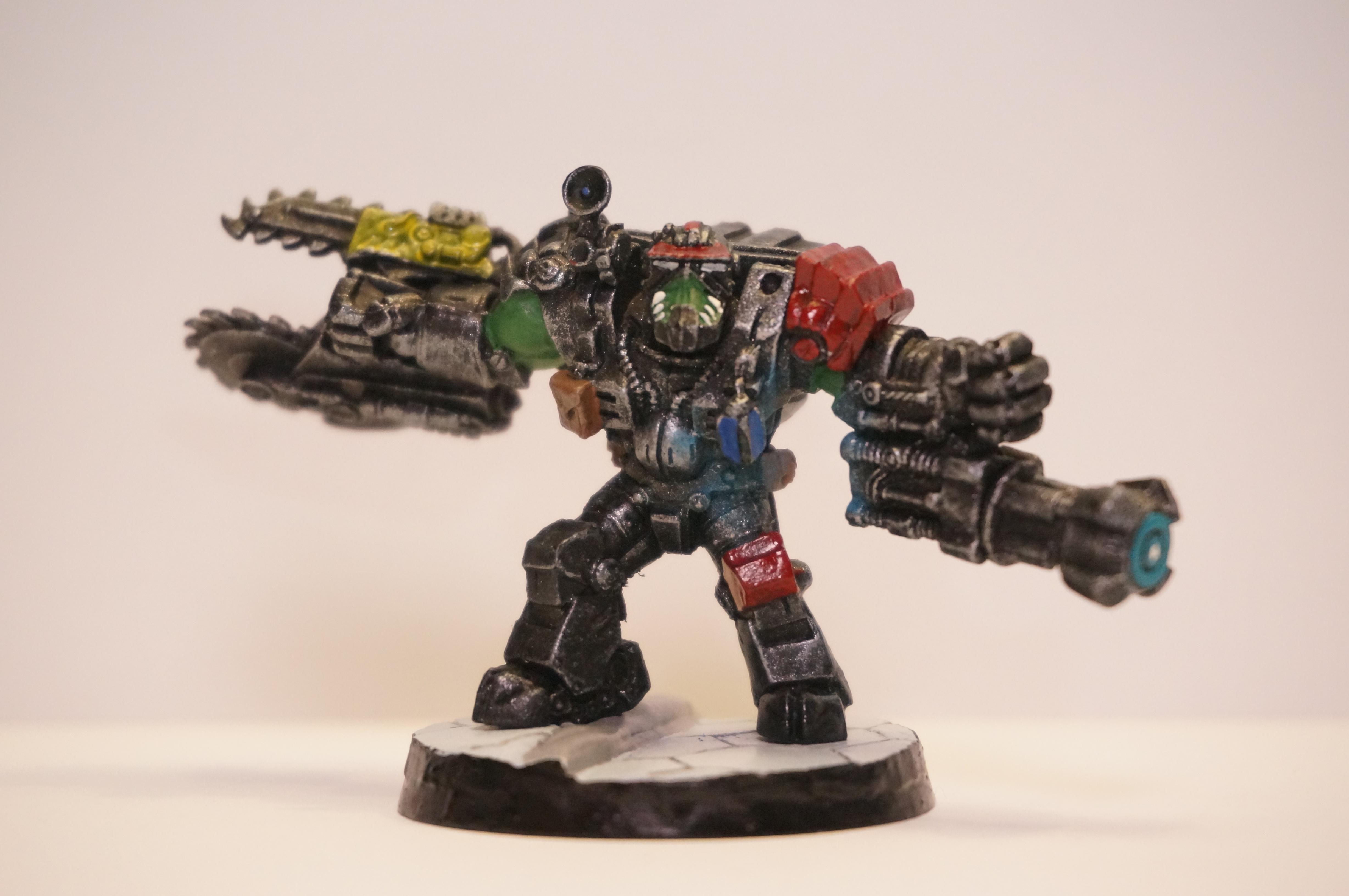 Red-Left the Marauder Ripper Suit 'Mauler'