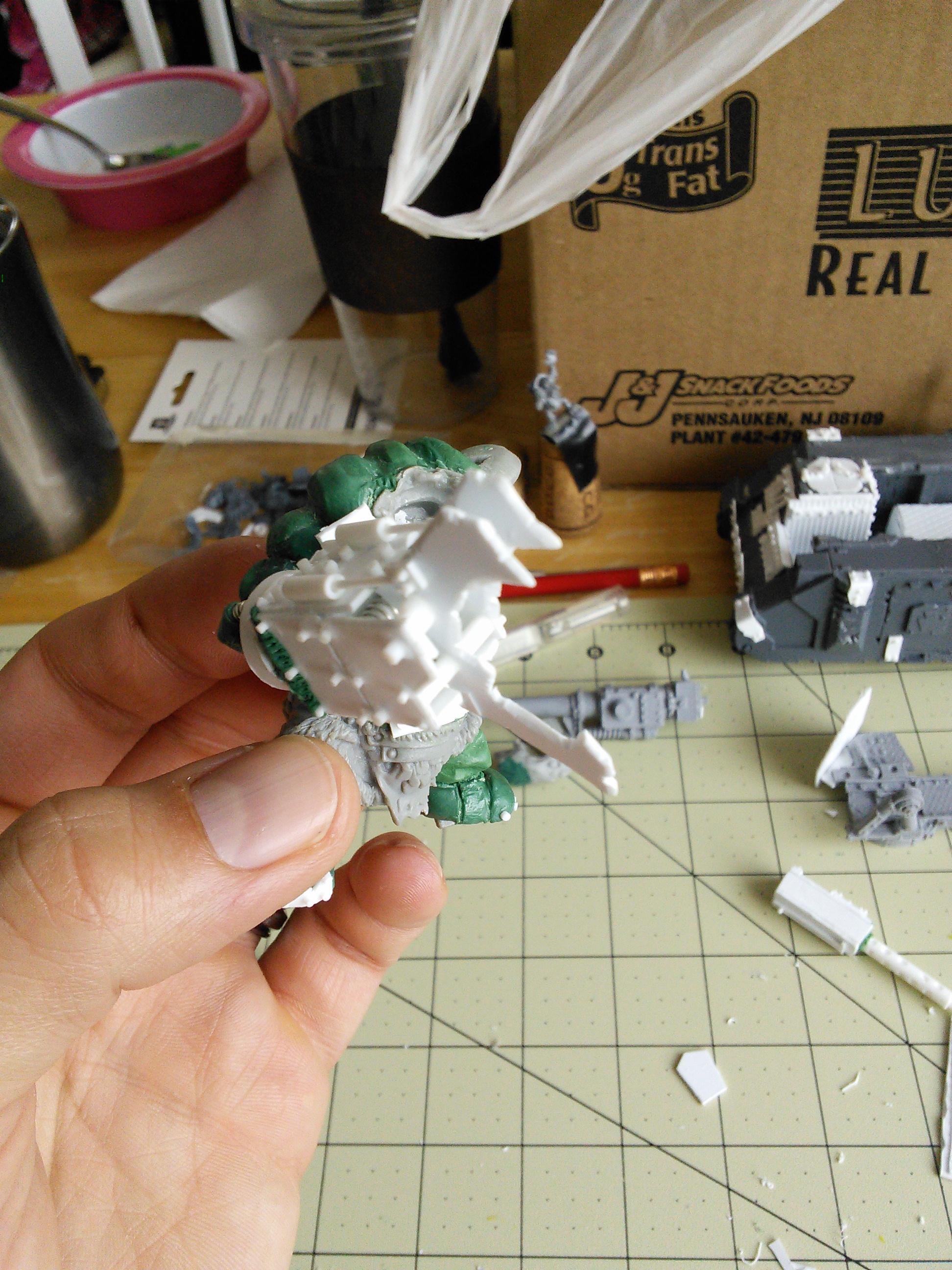Closer picture of the power claw