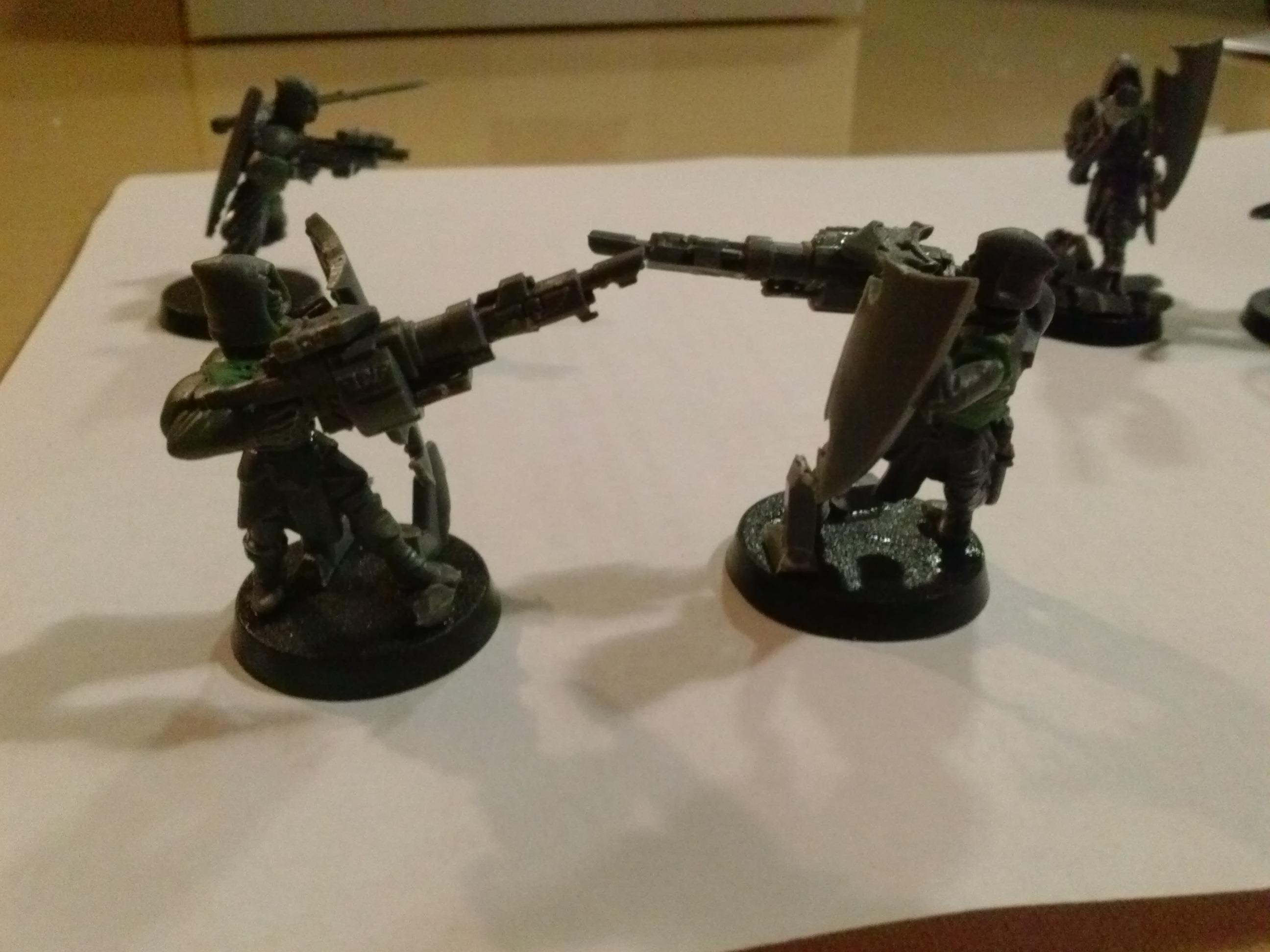 Hotshot Lasguns