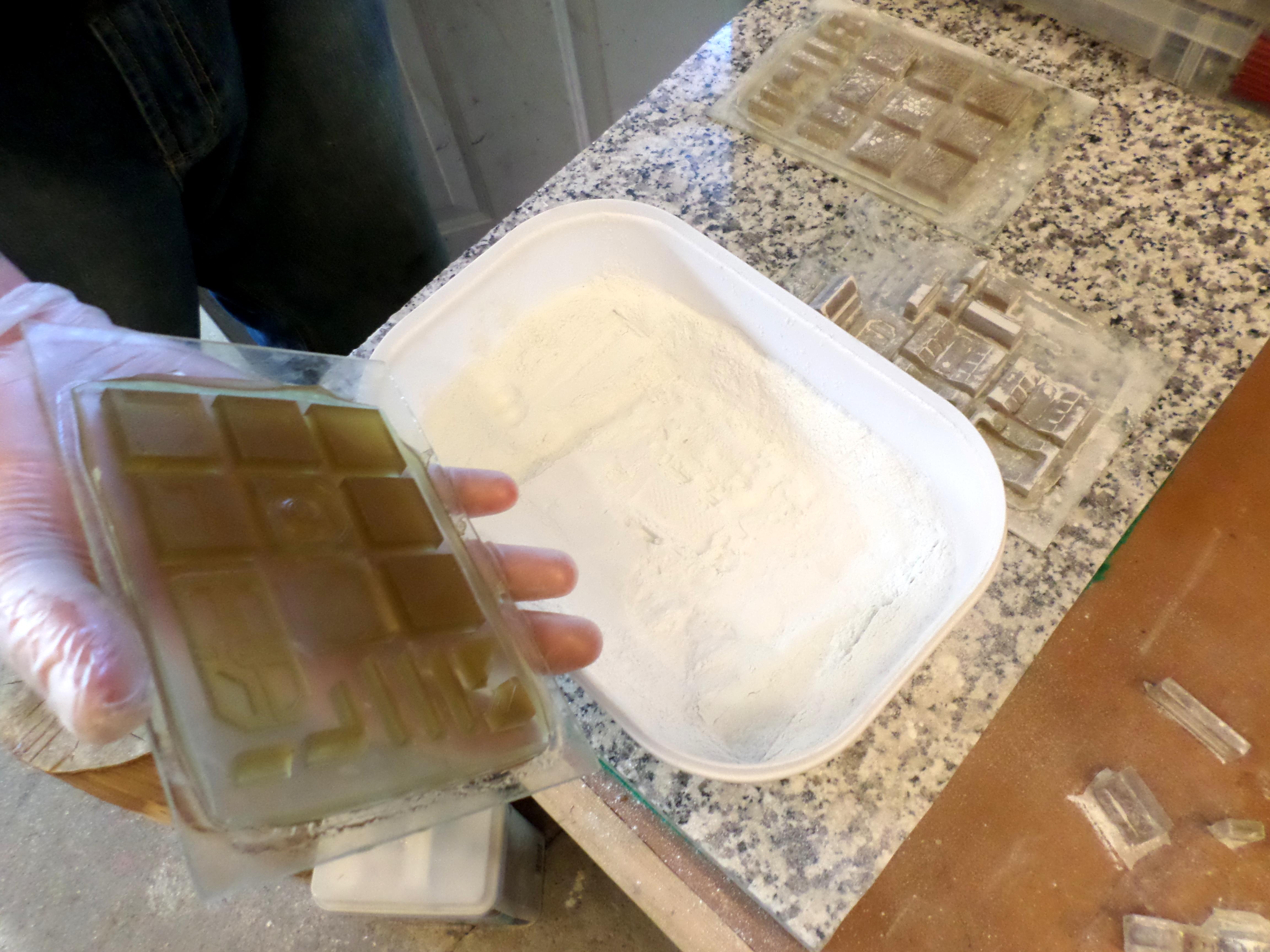 Caking the Cast [3-11-14]