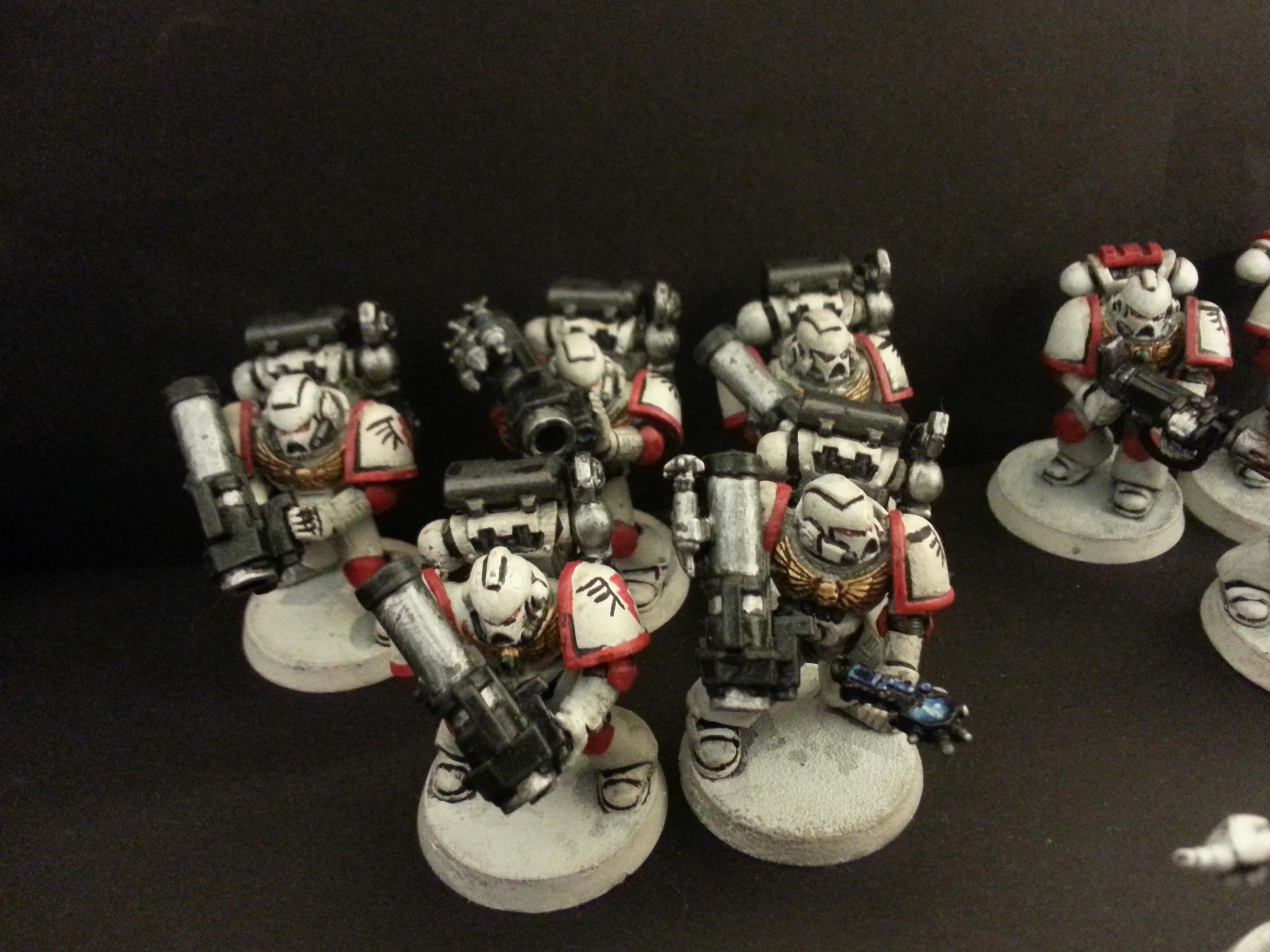 Captain, Chaplain, Command Squad, Devastators, Librarian, Servitors, Space Marines, Techmarine, Warhammer 40,000, White Scars